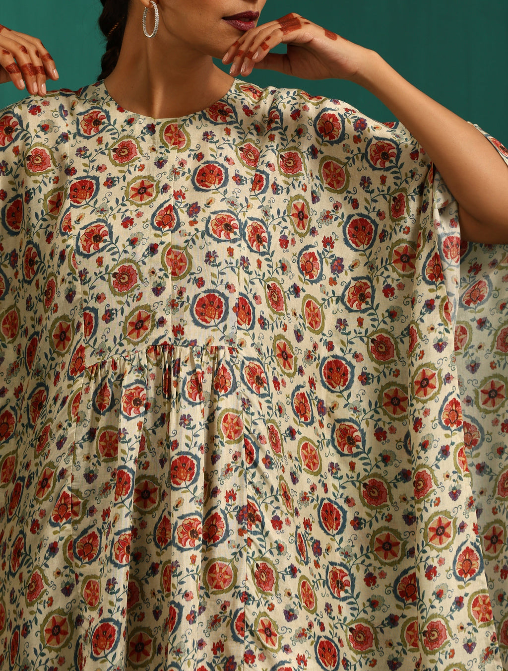 trueBrowns Off white Floral Bunch Muslin Silk Printed Kaftan Gathered Co-ord Set | Grocsy