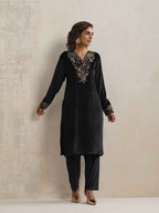 trueBrowns Black Velvet Floral Embroidered Kurta Pant Dupatta Set | Grocsy