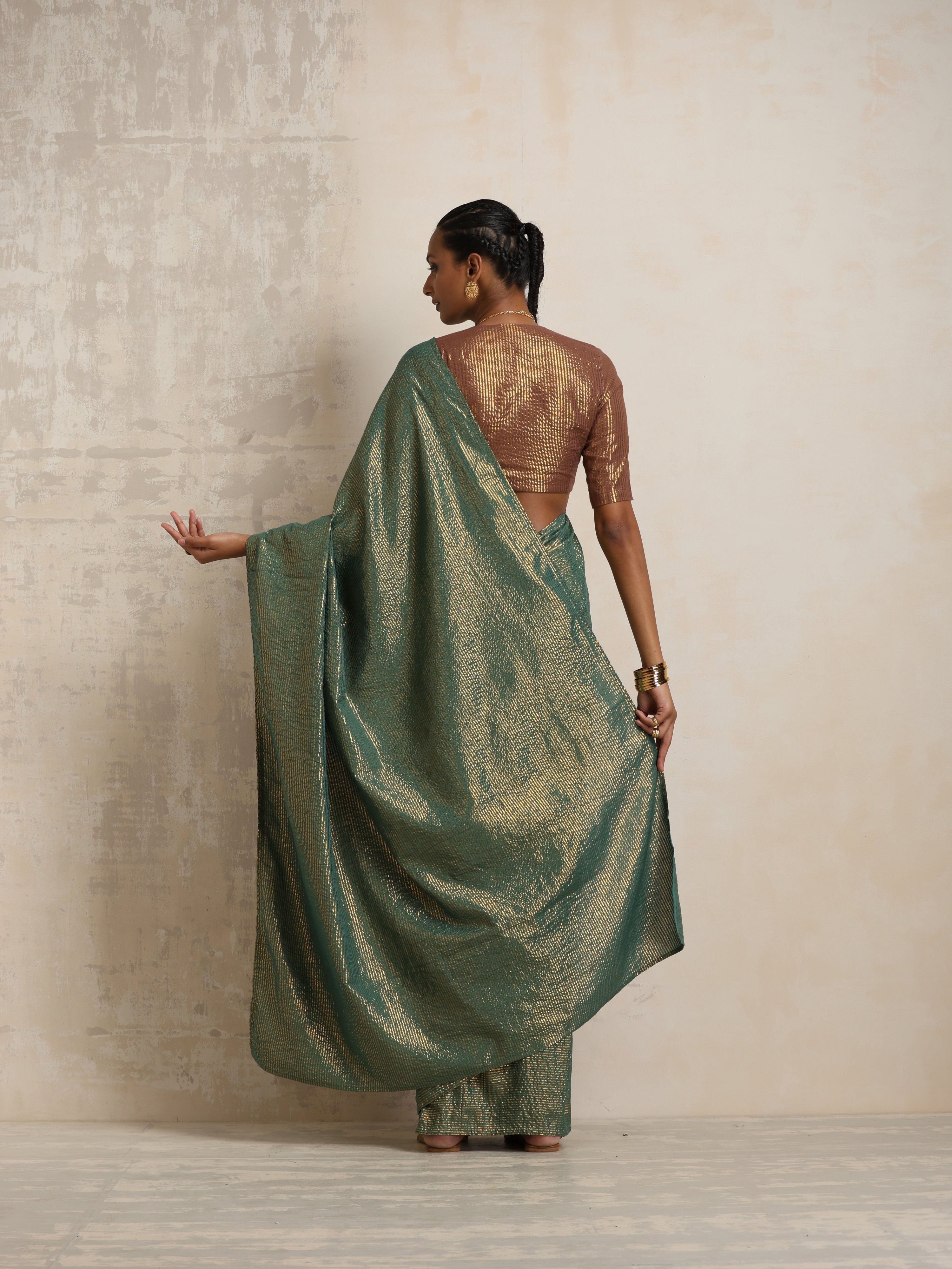 trueBrowns Dark Green Gold Metallic Ready To Wear Saree | Grocsy