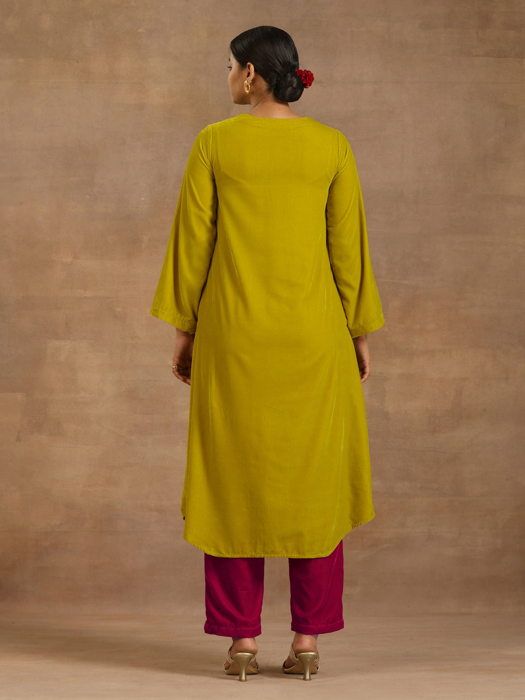 trueBrowns Lime Velvet Yoke Embroidered Kurta | Grocsy