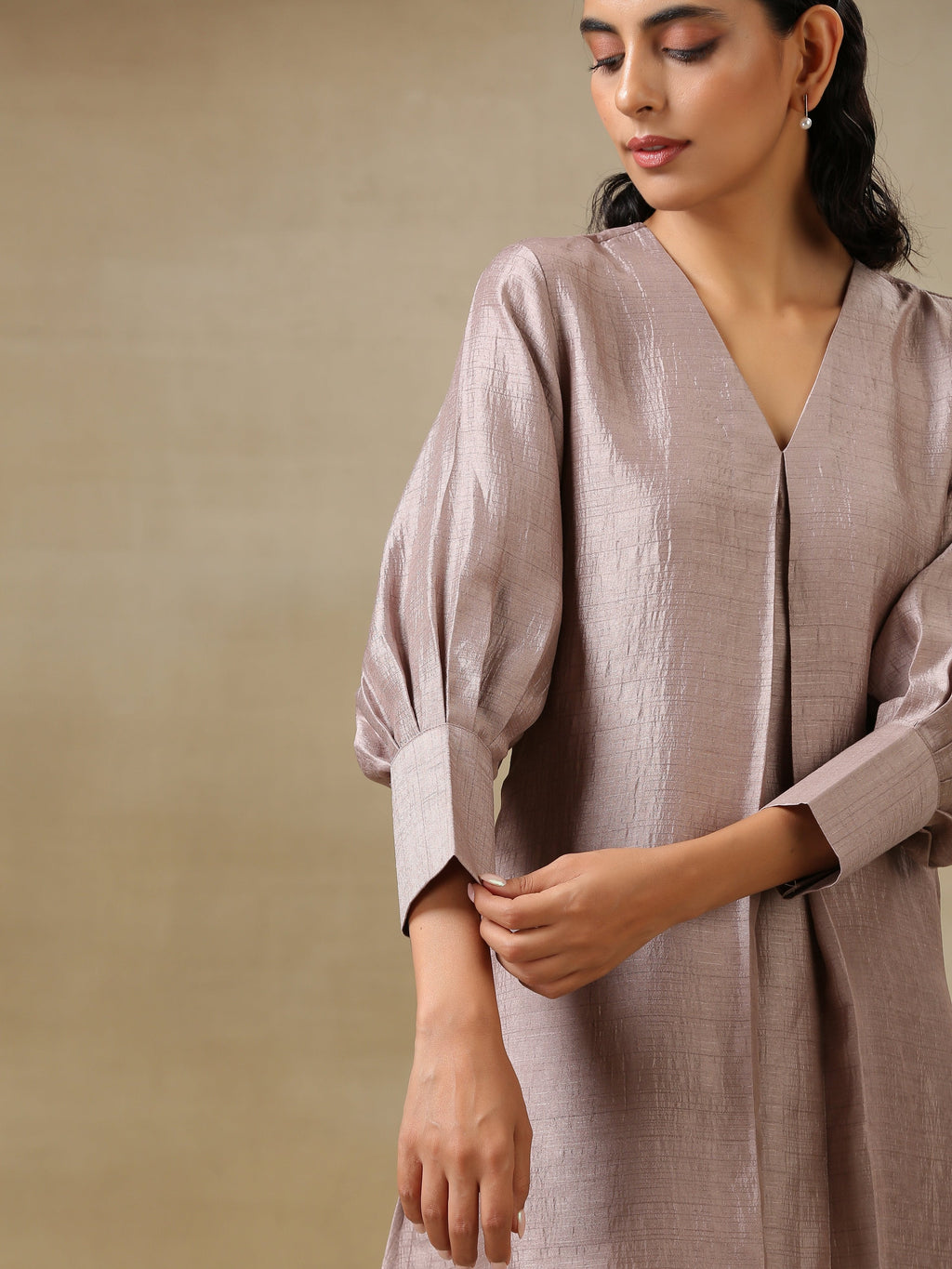 trueBrowns Grey Textured Silk Neck Pleat Co-Ord Set | Grocsy