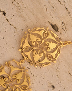 trueBrowns Gold-Polished Leaf Choker | Grocsy