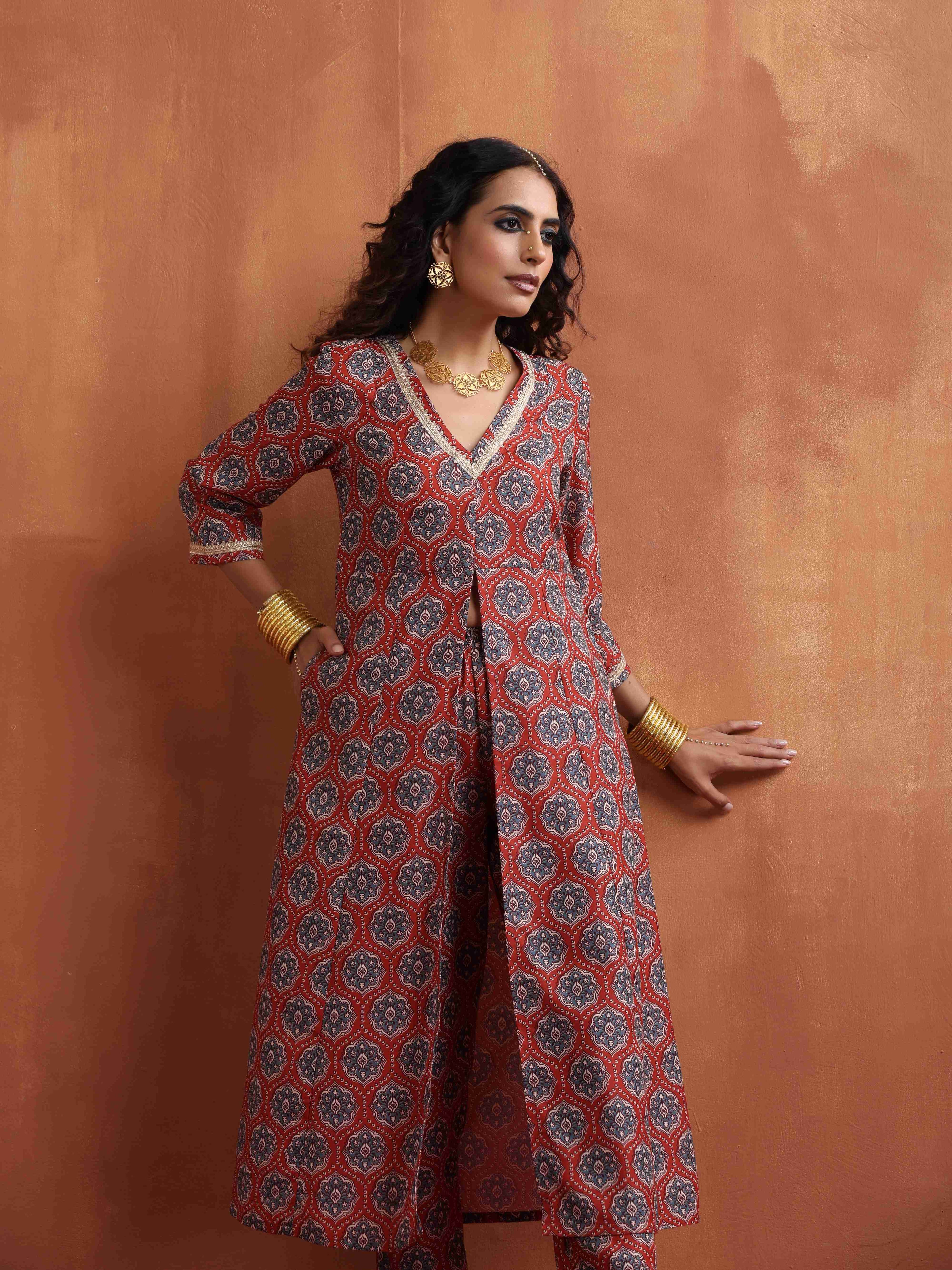trueBrowns Rust Ajrak Print Slit Kurta Set | Grocsy