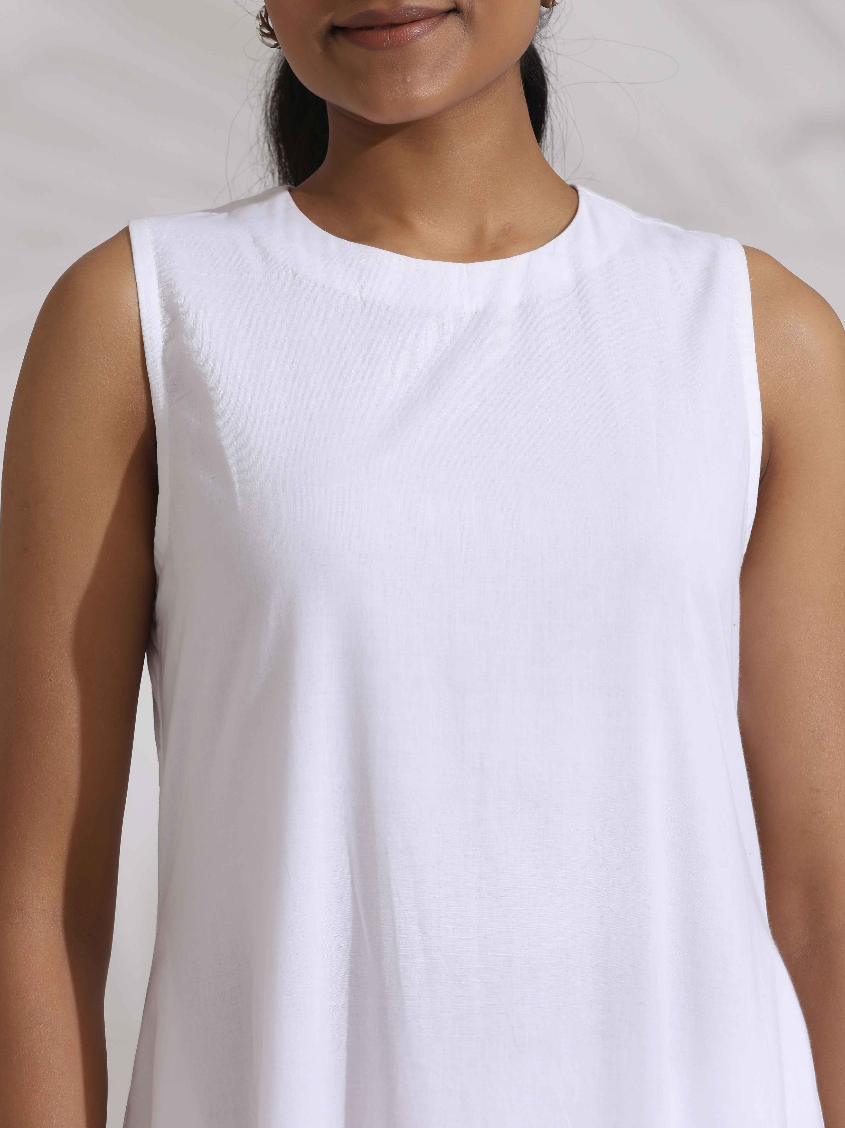 trueBrowns White Cotton Schiffli Tier Dress | Grocsy