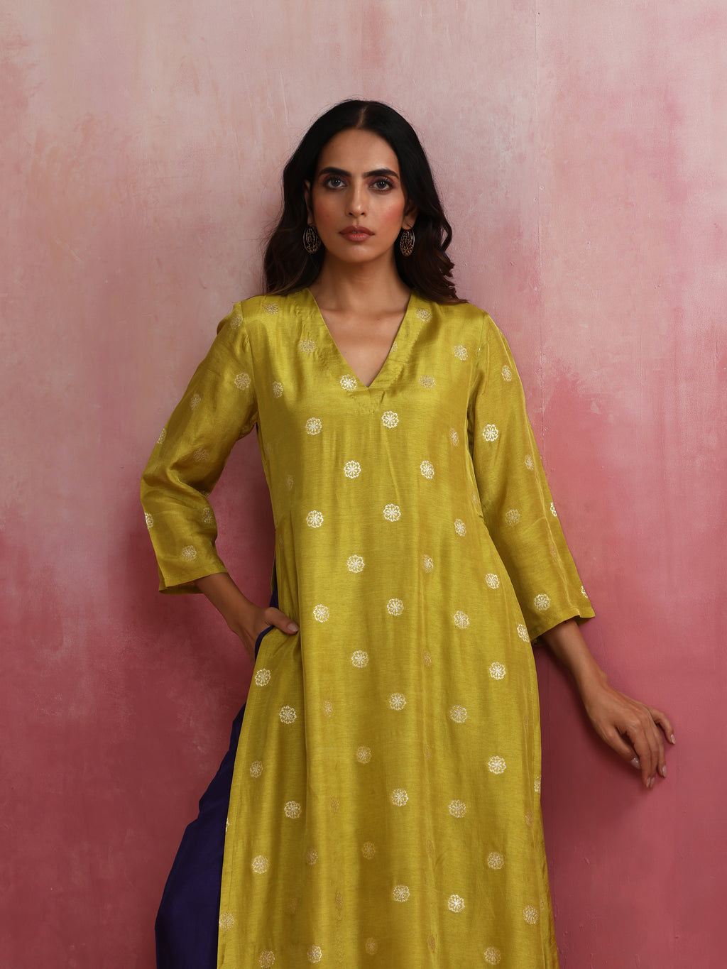 trueBrowns Lime Viscose Silk Kurta Set | Grocsy