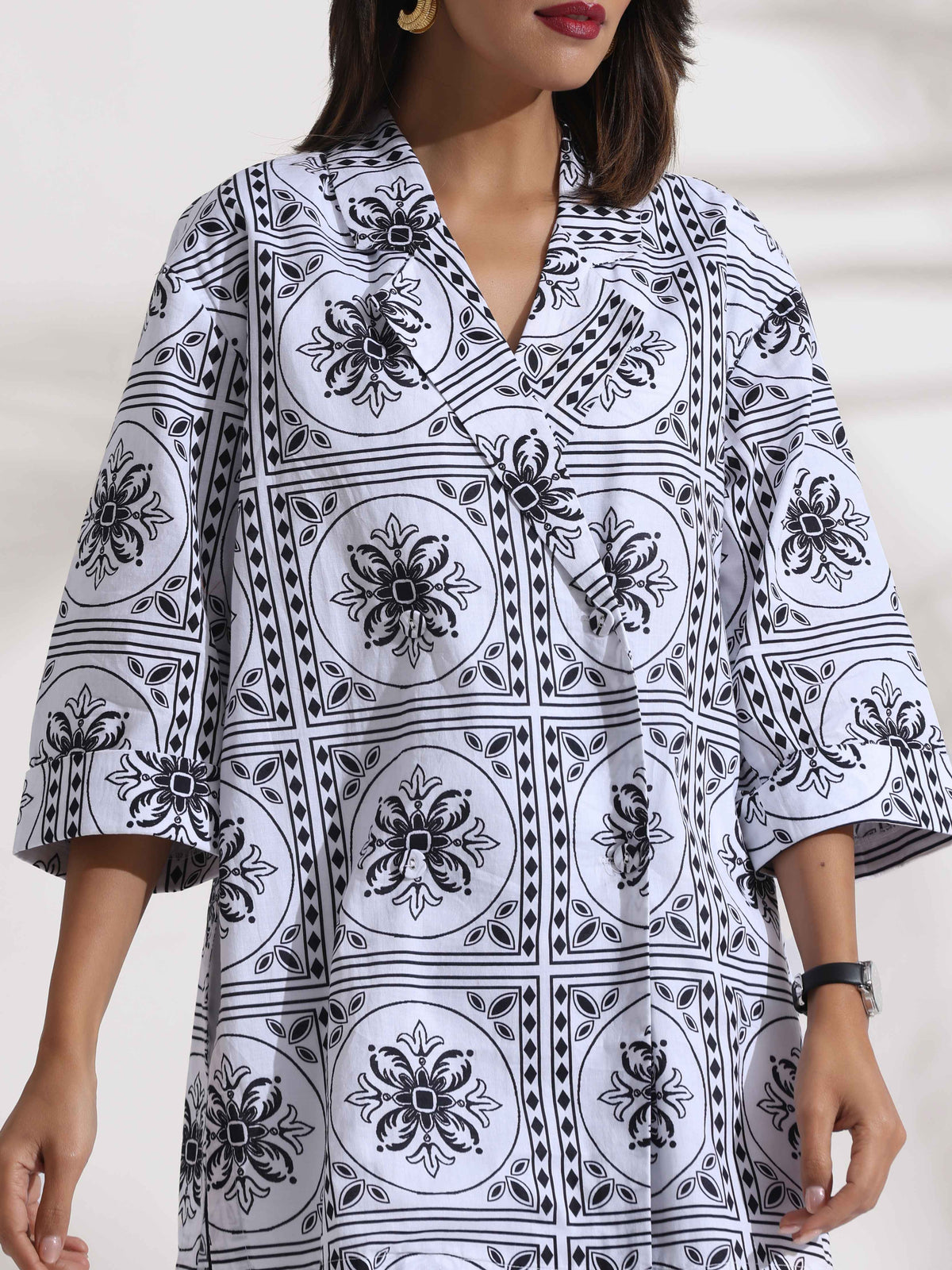 trueBrowns White Cotton Print Jacket Co-ord Set | Grocsy