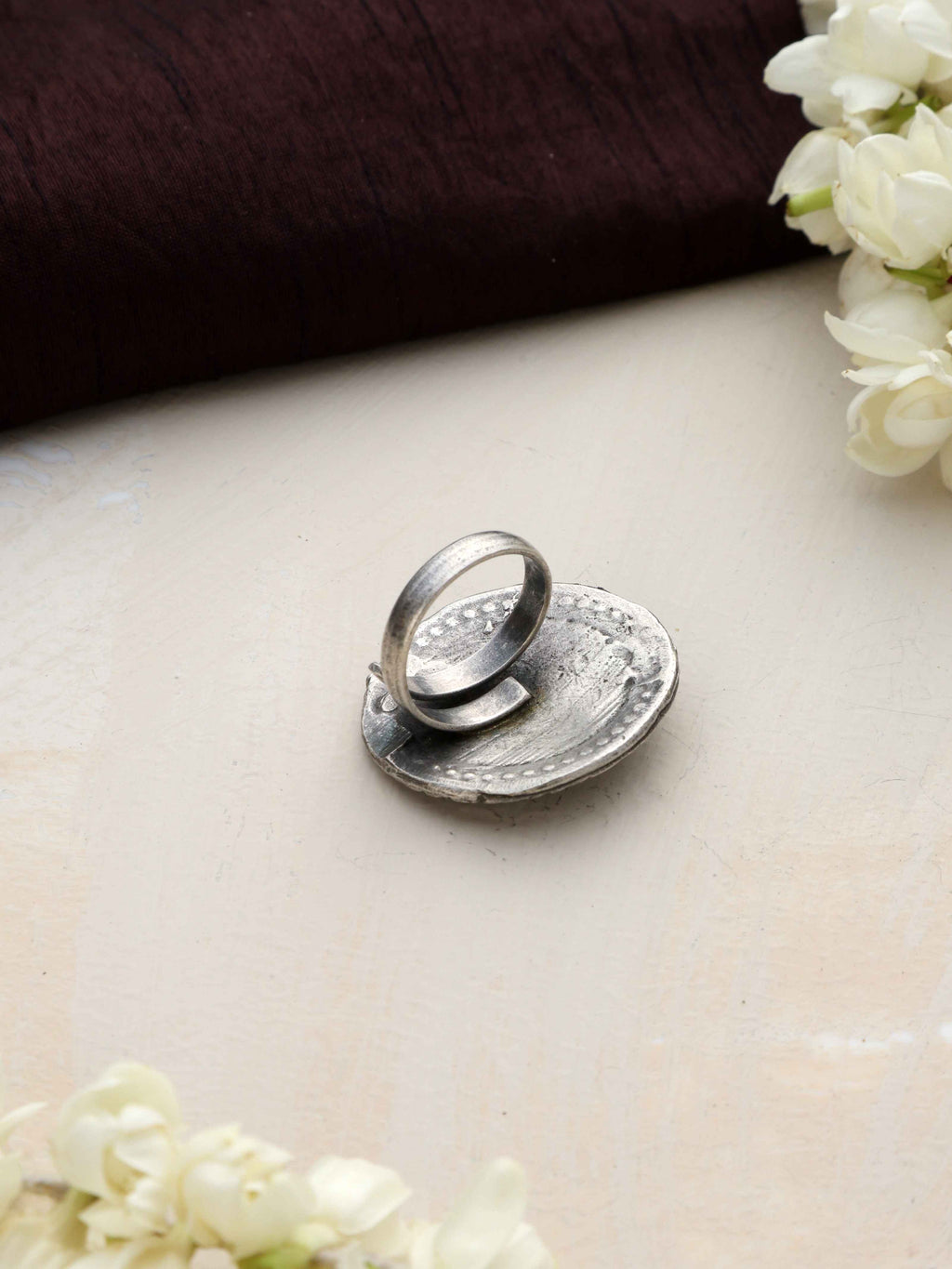 trueBrowns Silver Tone Circular Ring | Grocsy