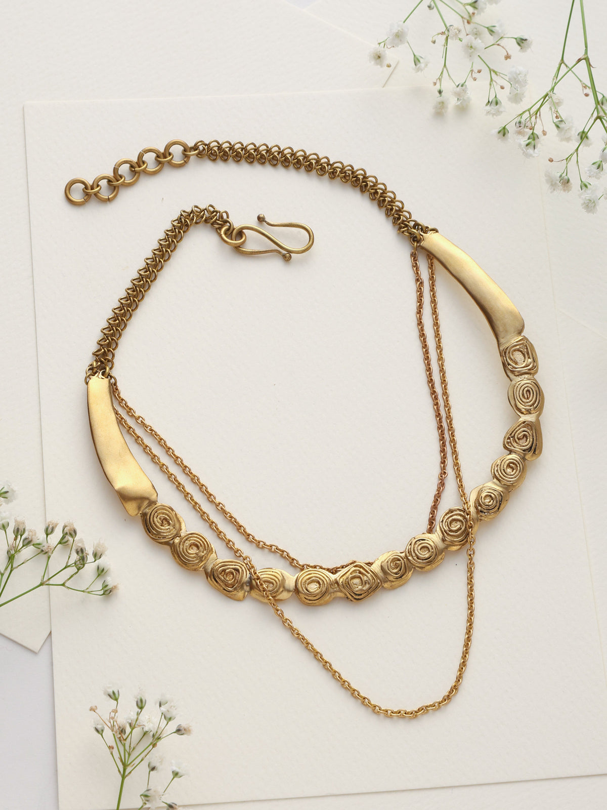 trueBrowns Brass Rose Layererd Necklace | Grocsy