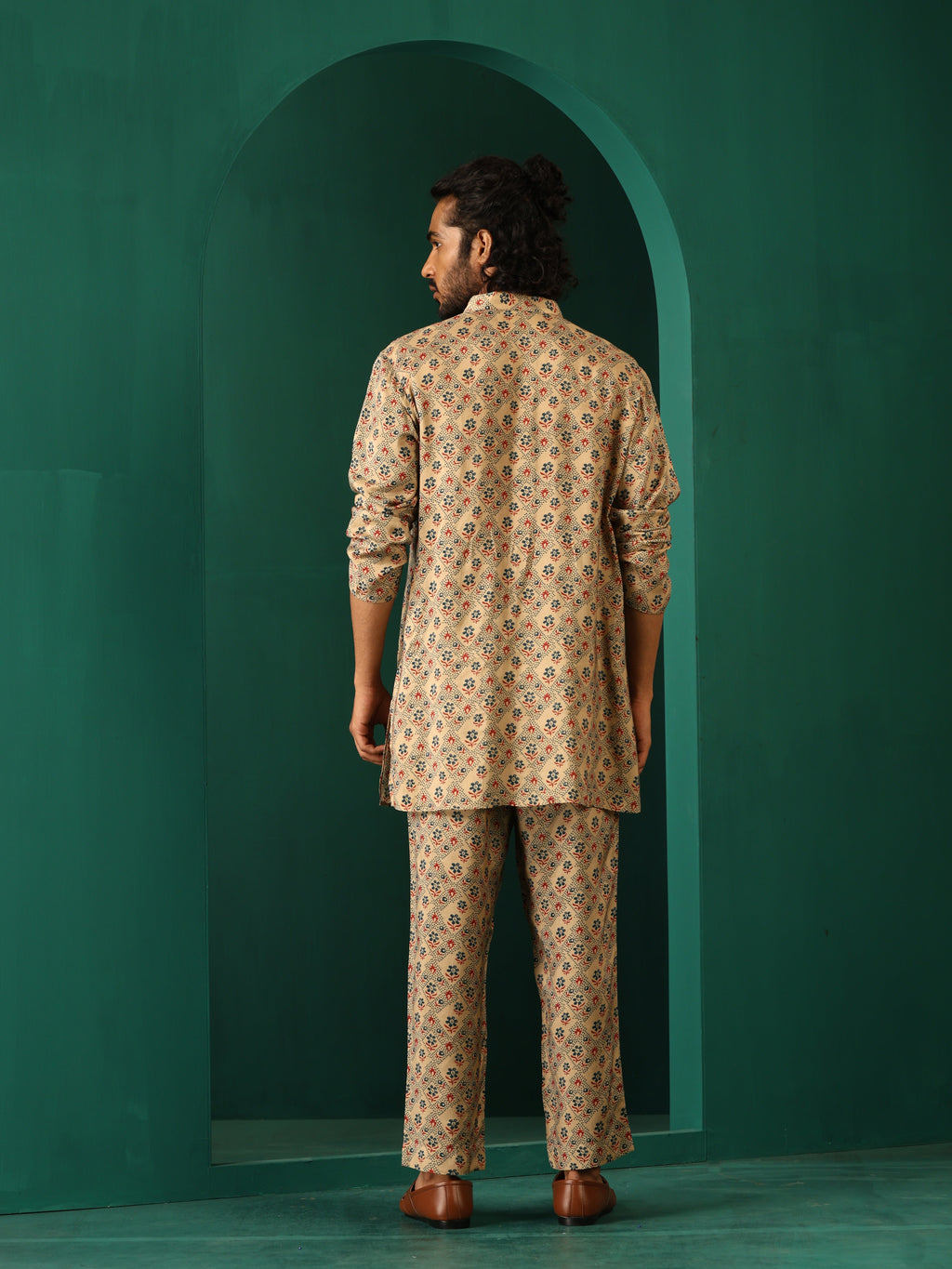 trueBrowns Men's Beige Geometric Muslin Silk Printed Co-ord Set | Grocsy