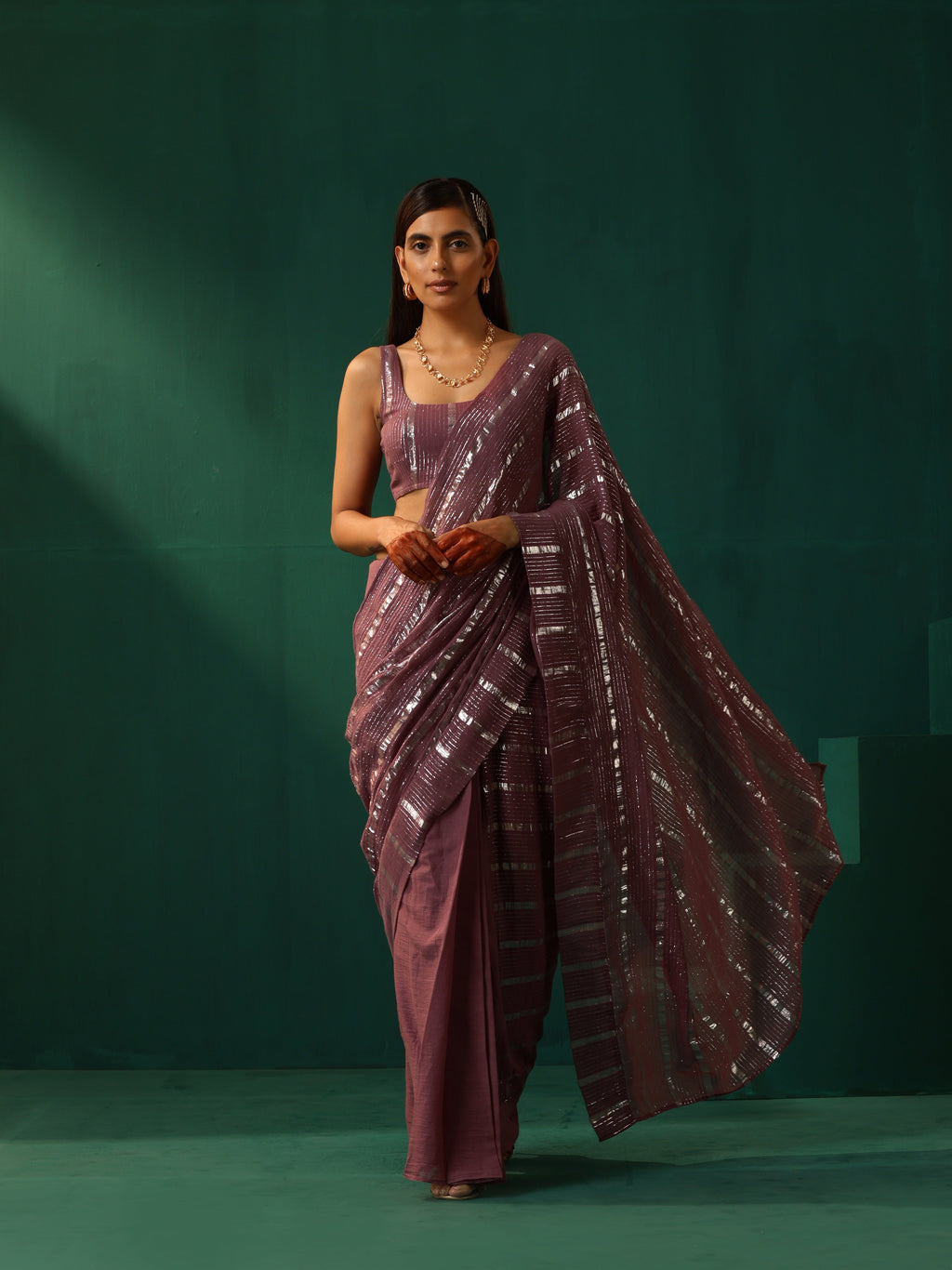trueBrowns Mauve Cotton Silver Lurex Scoop Neck Sleeveless Blouse | Grocsy