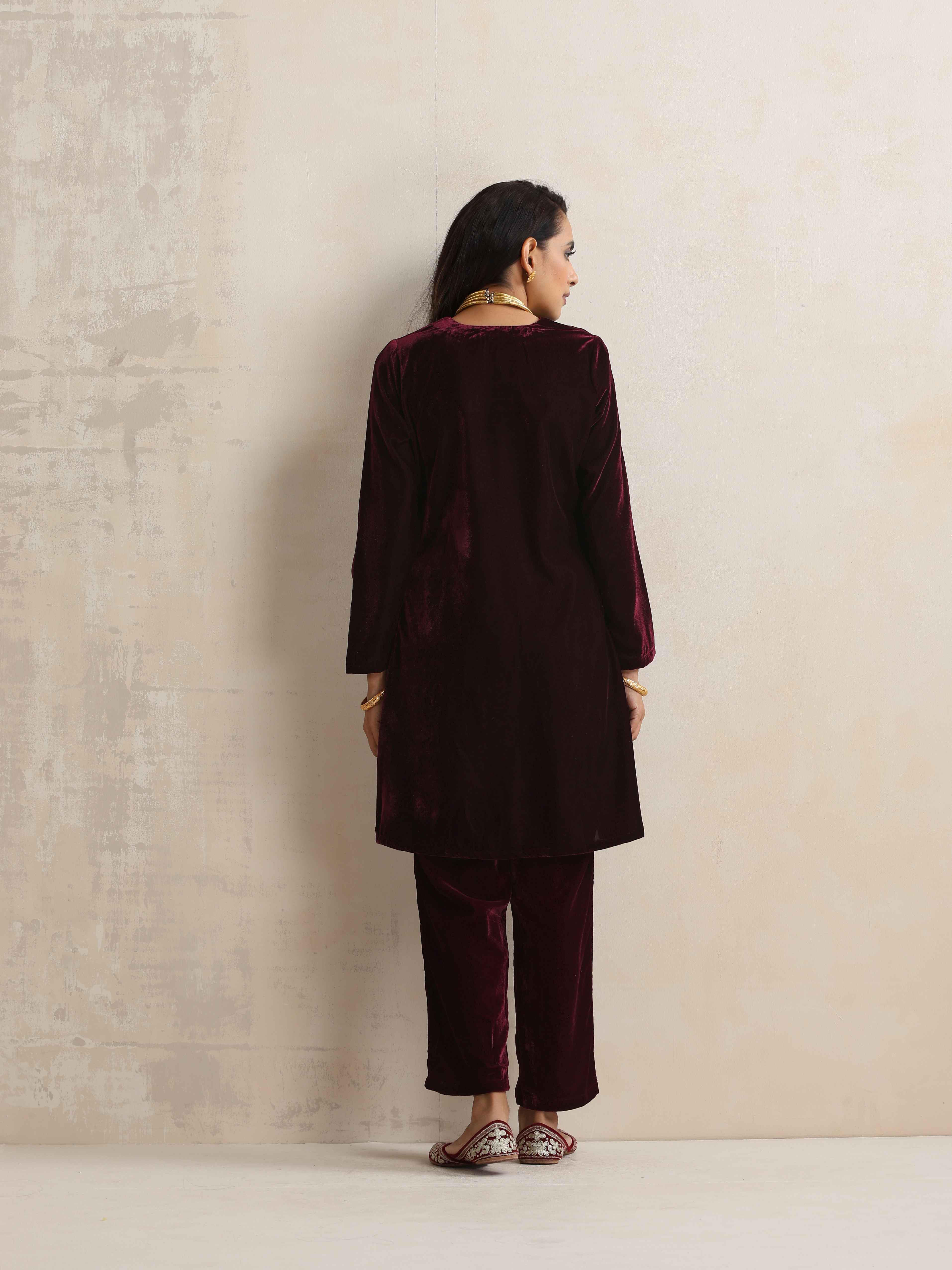trueBrowns Purple Velvet Kurta Co-ord Set | Grocsy