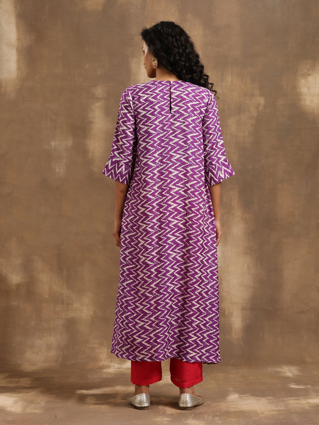 trueBrowns Purple Zig-Zag Printed Silk Kurta Pant Set | Grocsy