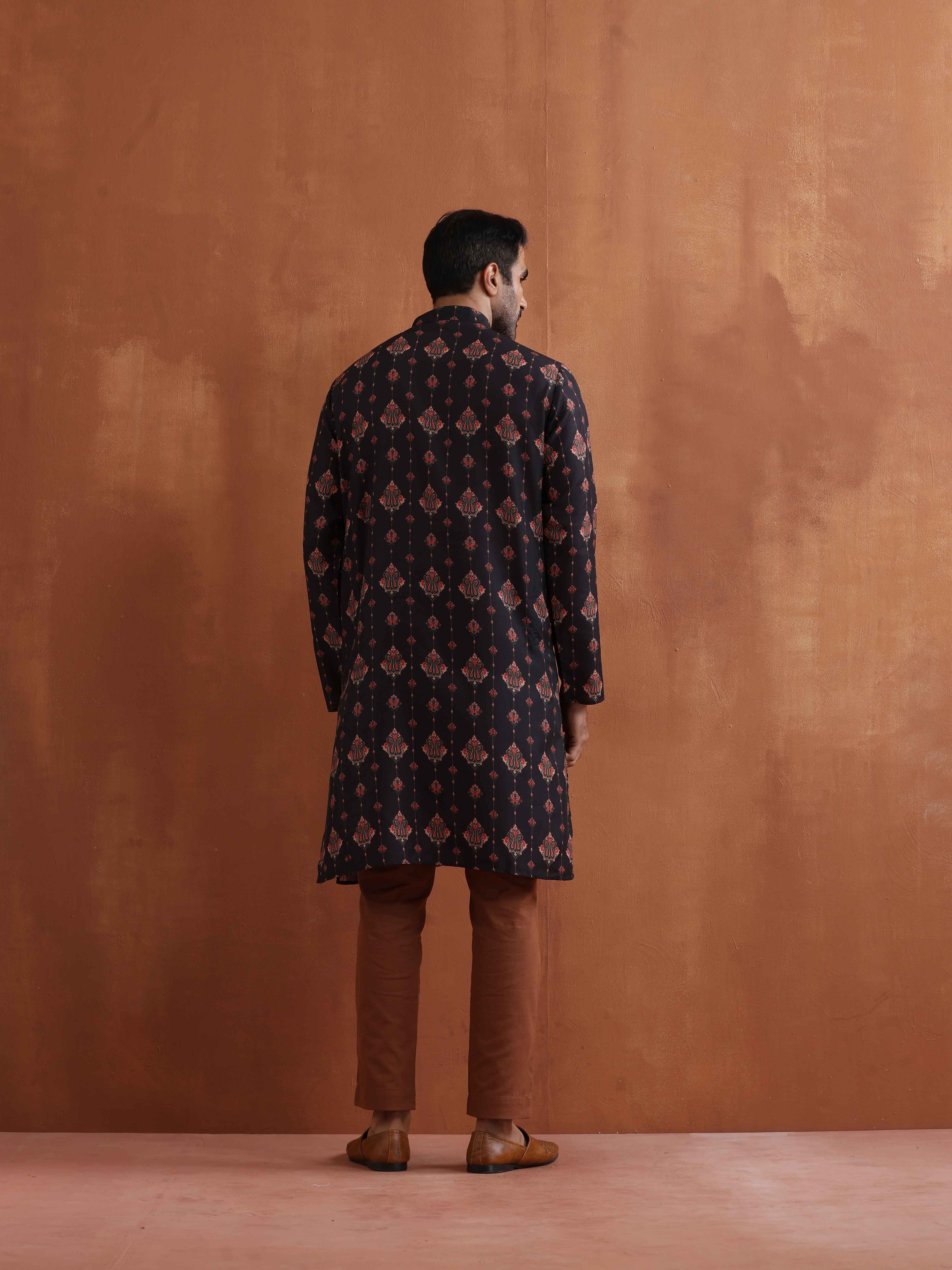 trueBrowns Men's Black Printed Kurta | Grocsy