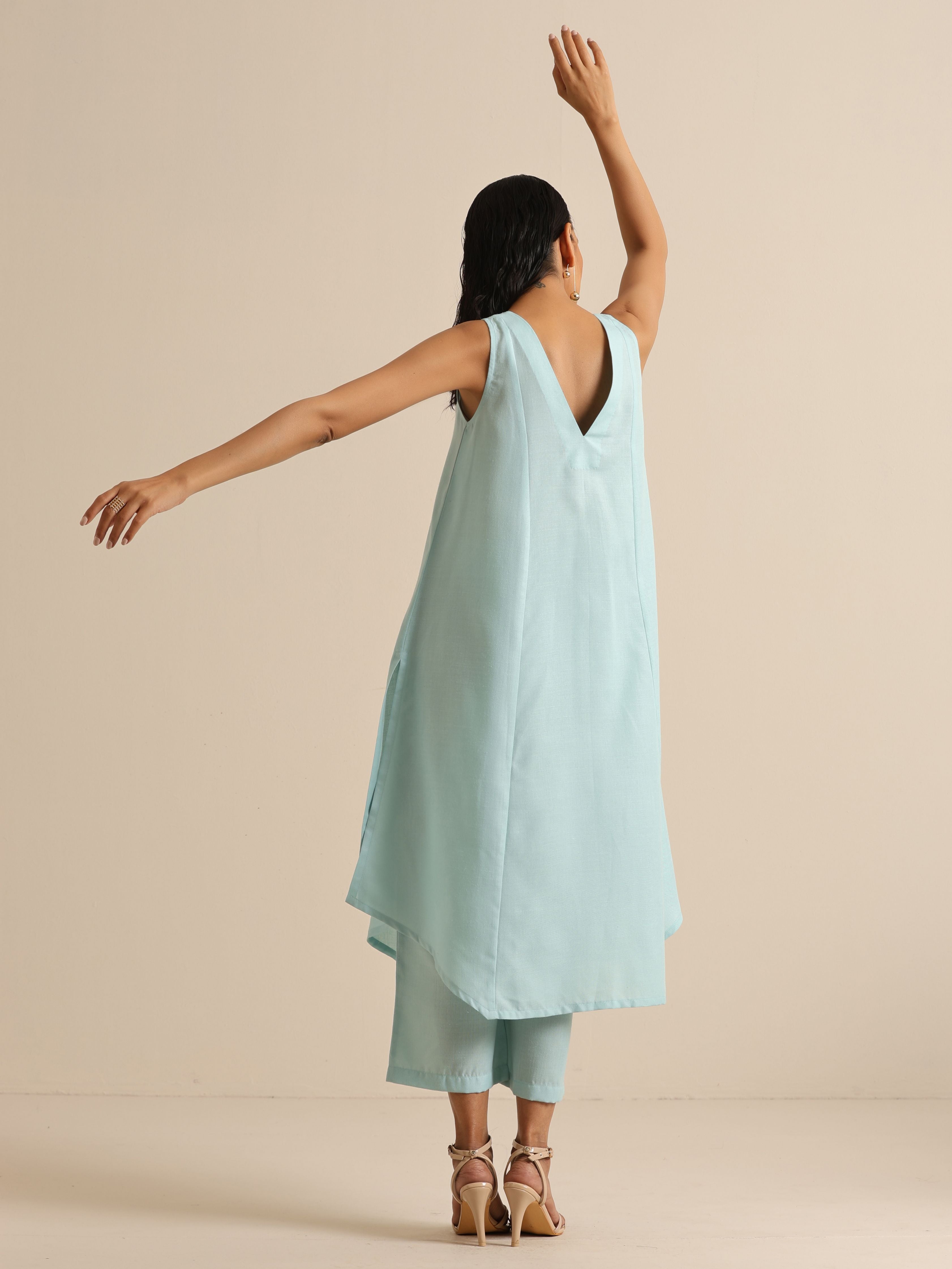 trueBrowns Sky Blue Slub Sleeveless Flared Kurta Pant Set | Grocsy