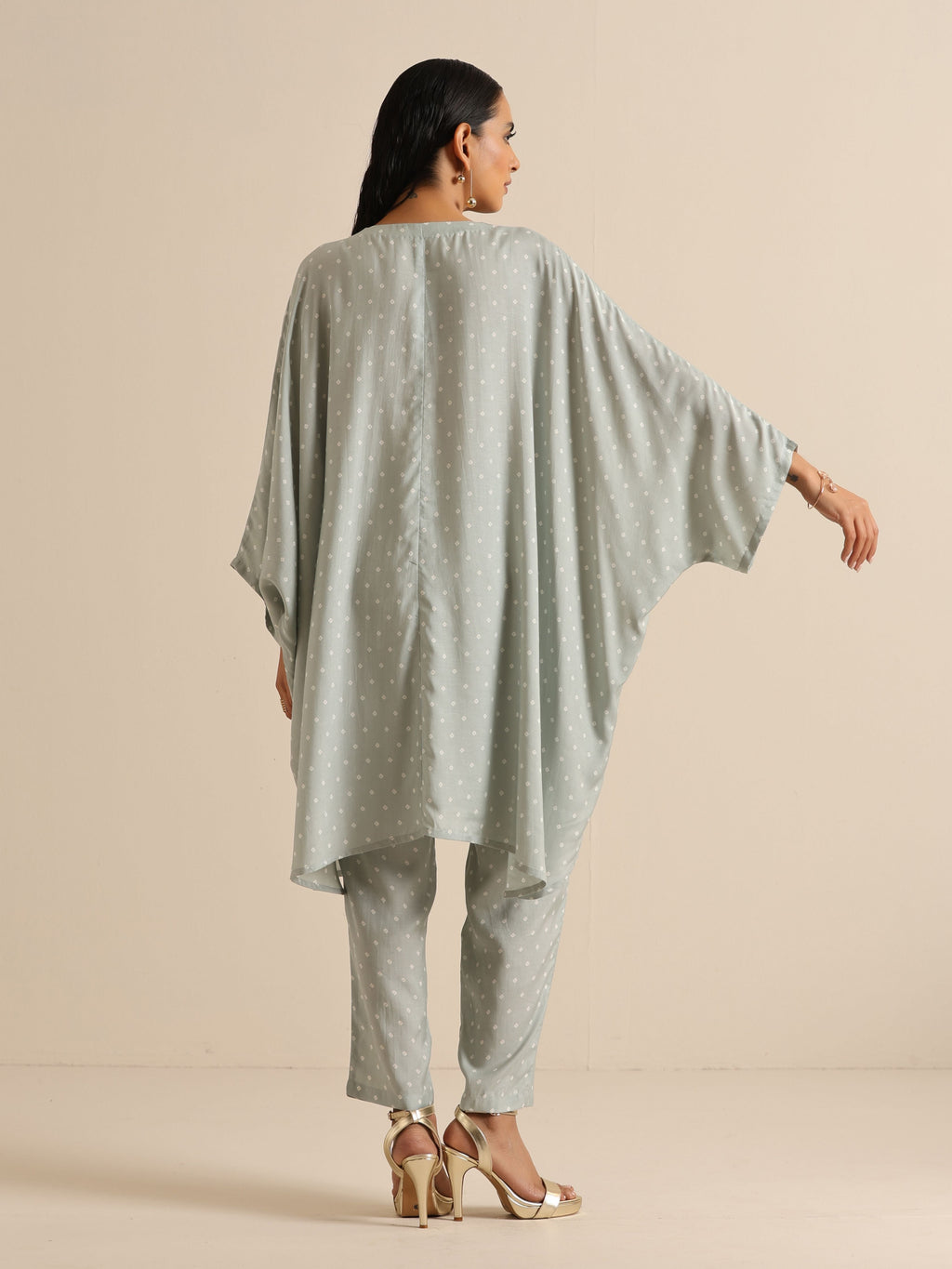 trueBrowns Grey Bandhani Printed Silk Kaftan Co-Ord Set | Grocsy