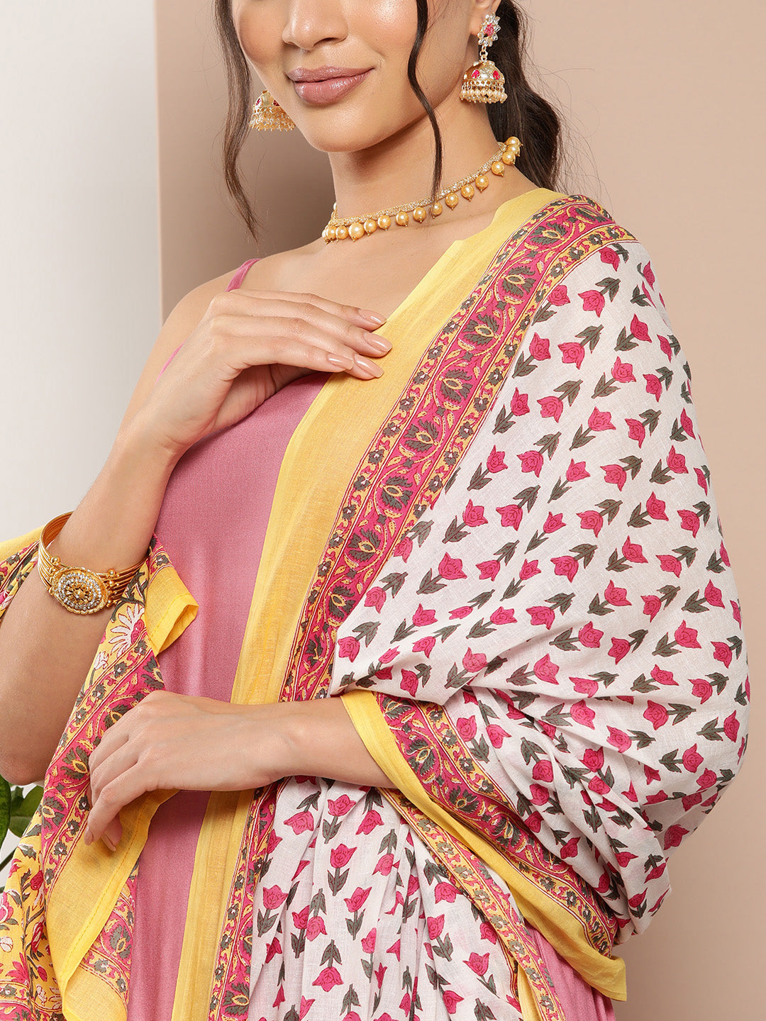 InWeave Women's Light Pink Ray Strappy Kurta Set With Printed Cotton Dupatta | Grocsy