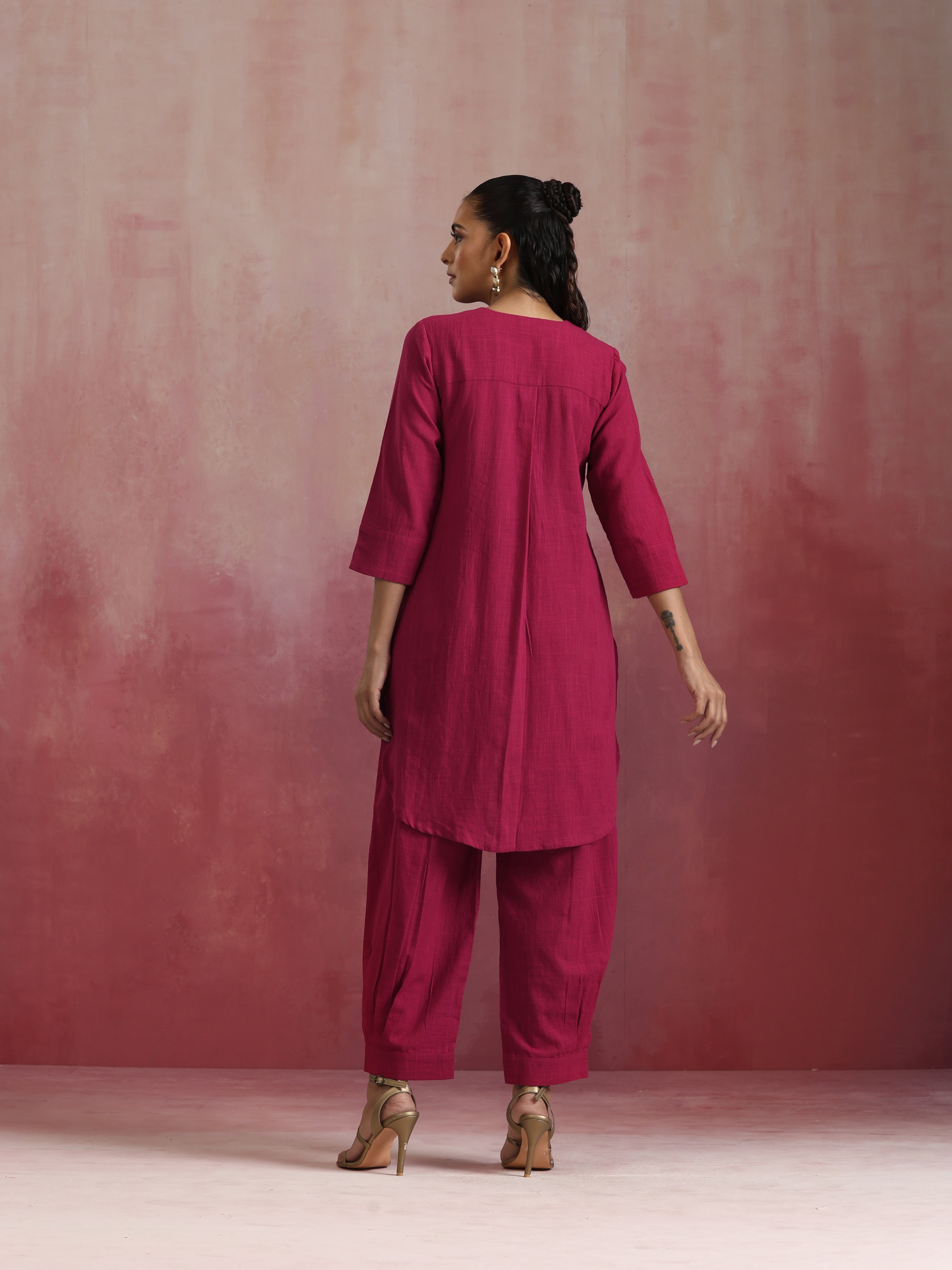 trueBrowns Magenta Cotton Kurta Co-ord set | Grocsy