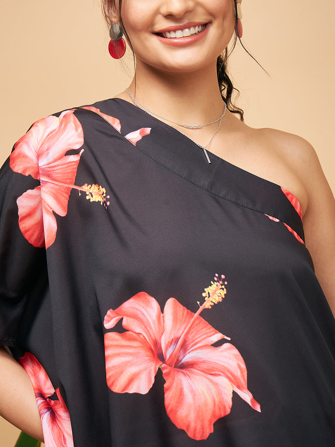 InWeave Women's Black Red Big Flower One Shoulder Kurta | Grocsy