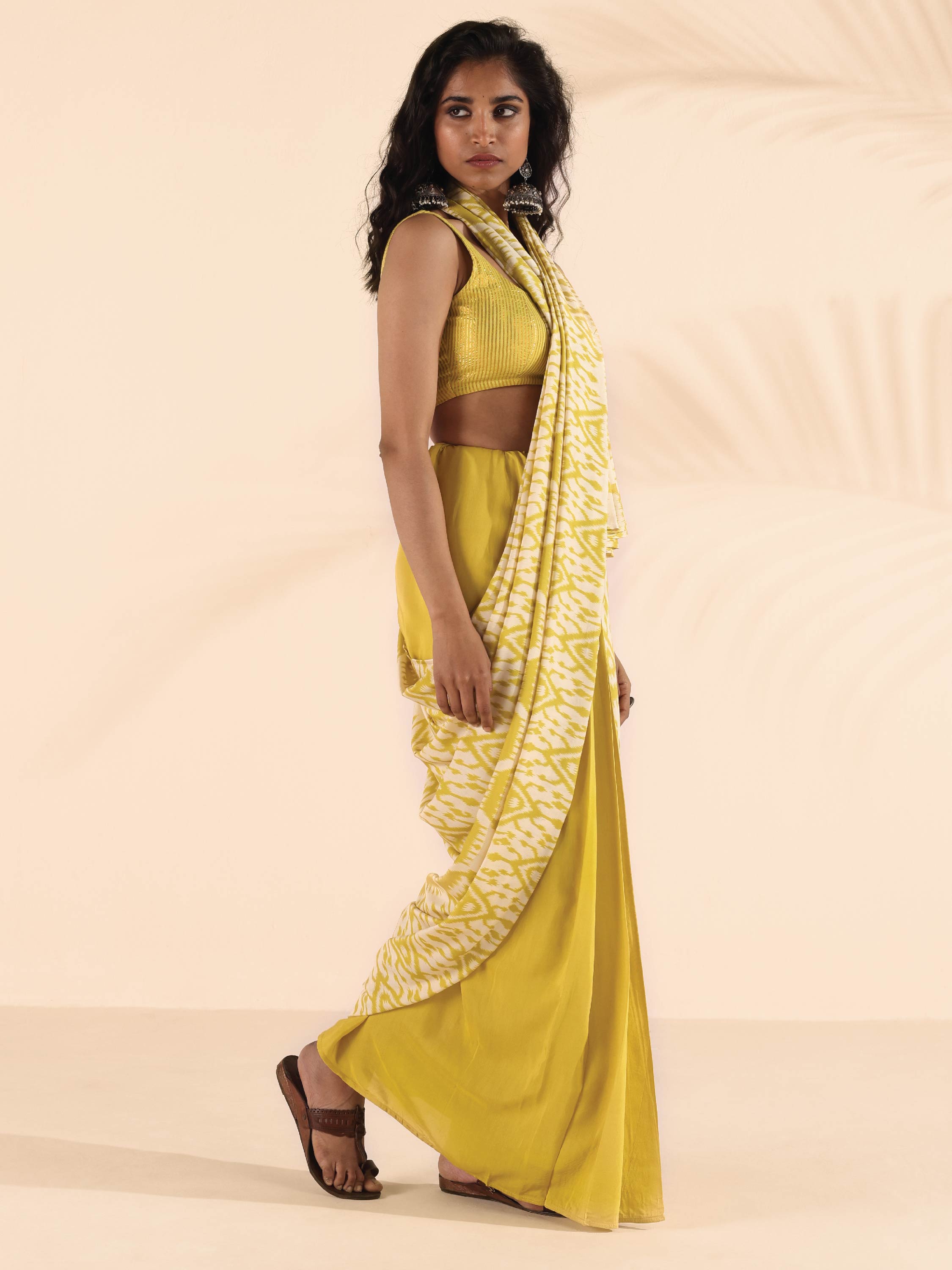 trueBrowns Lime Muslin Ikat Saree | Grocsy