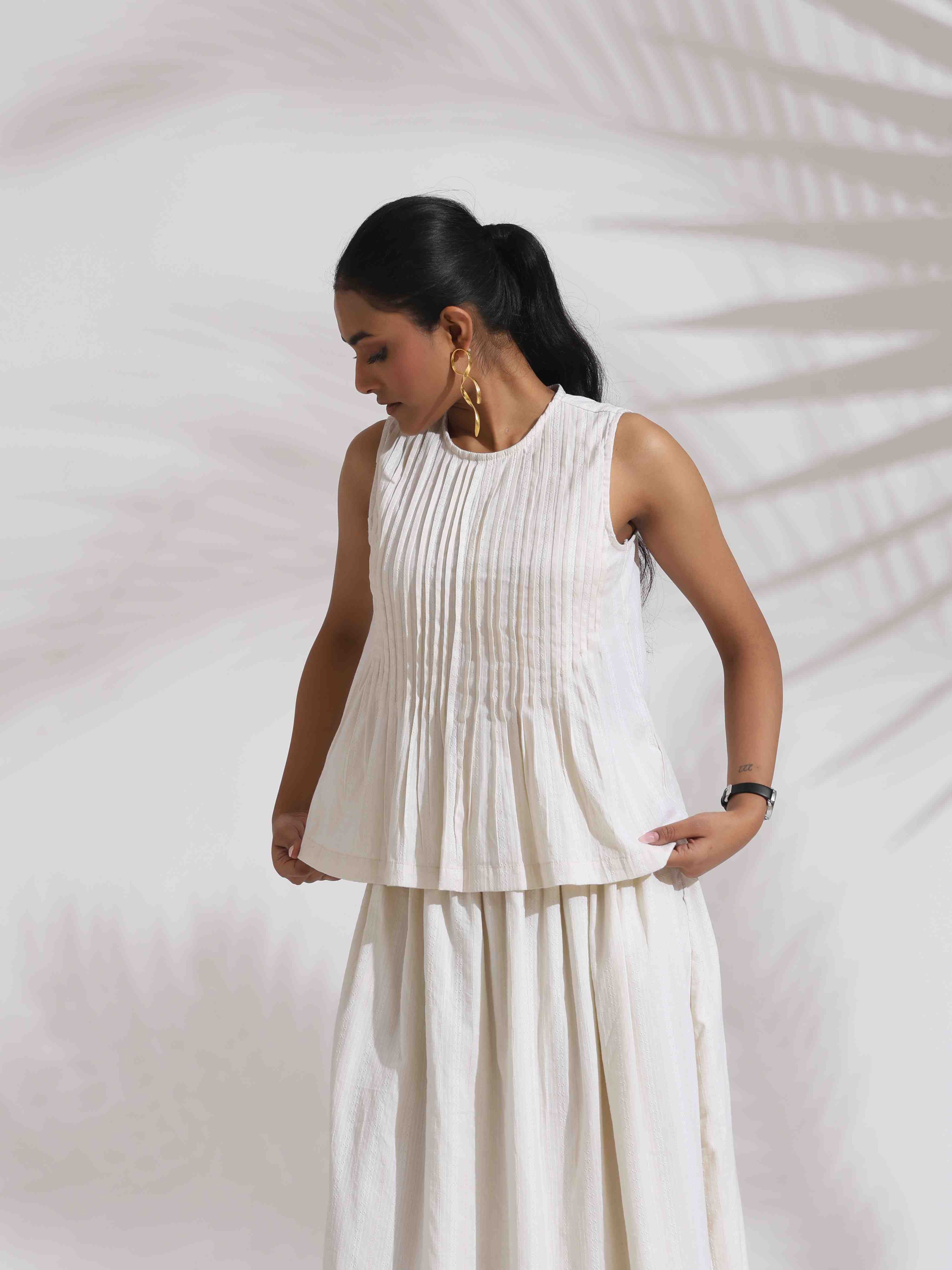 trueBrowns Off-White Cotton Skirt Co-ord Set | Grocsy