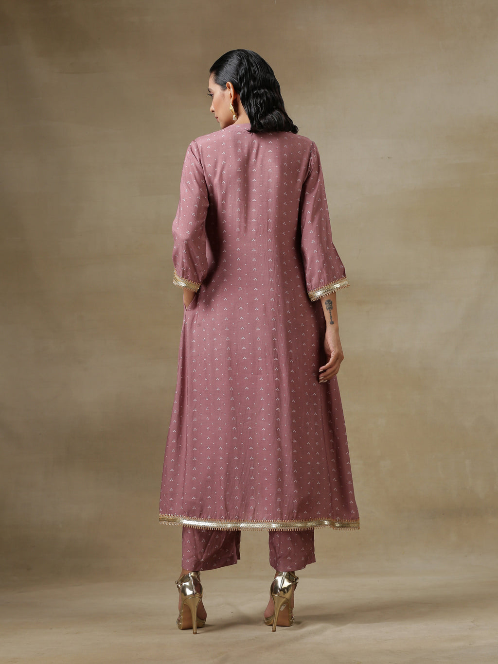 trueBrowns Dark Mauve Bandhani Printed Silk Front Slit Kurta Pant Set | Grocsy