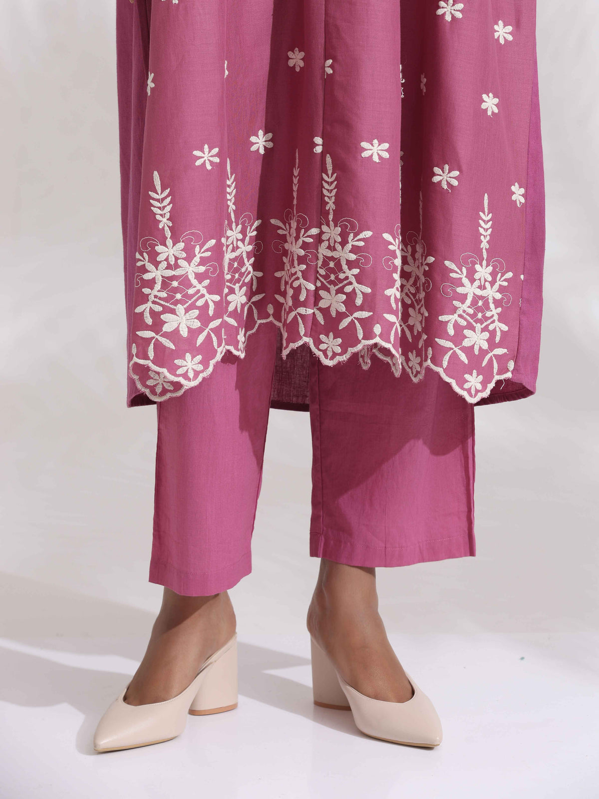 trueBrowns Pink Cotton Floral Embroidered Flared Kurta Set | Grocsy