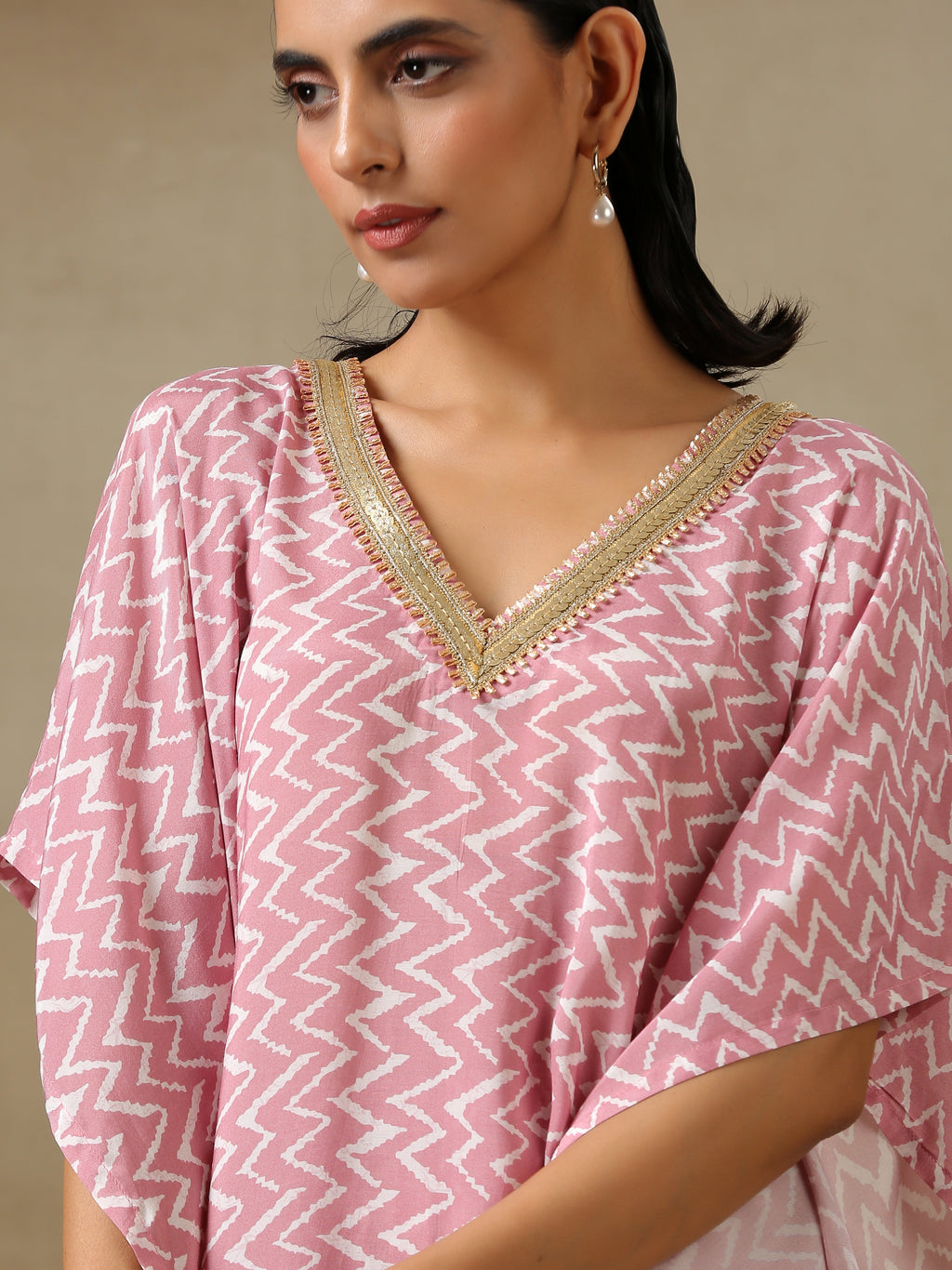 trueBrowns Light Mauve Bandhani Printed Silk Kaftan Kurta Pant Set | Grocsy