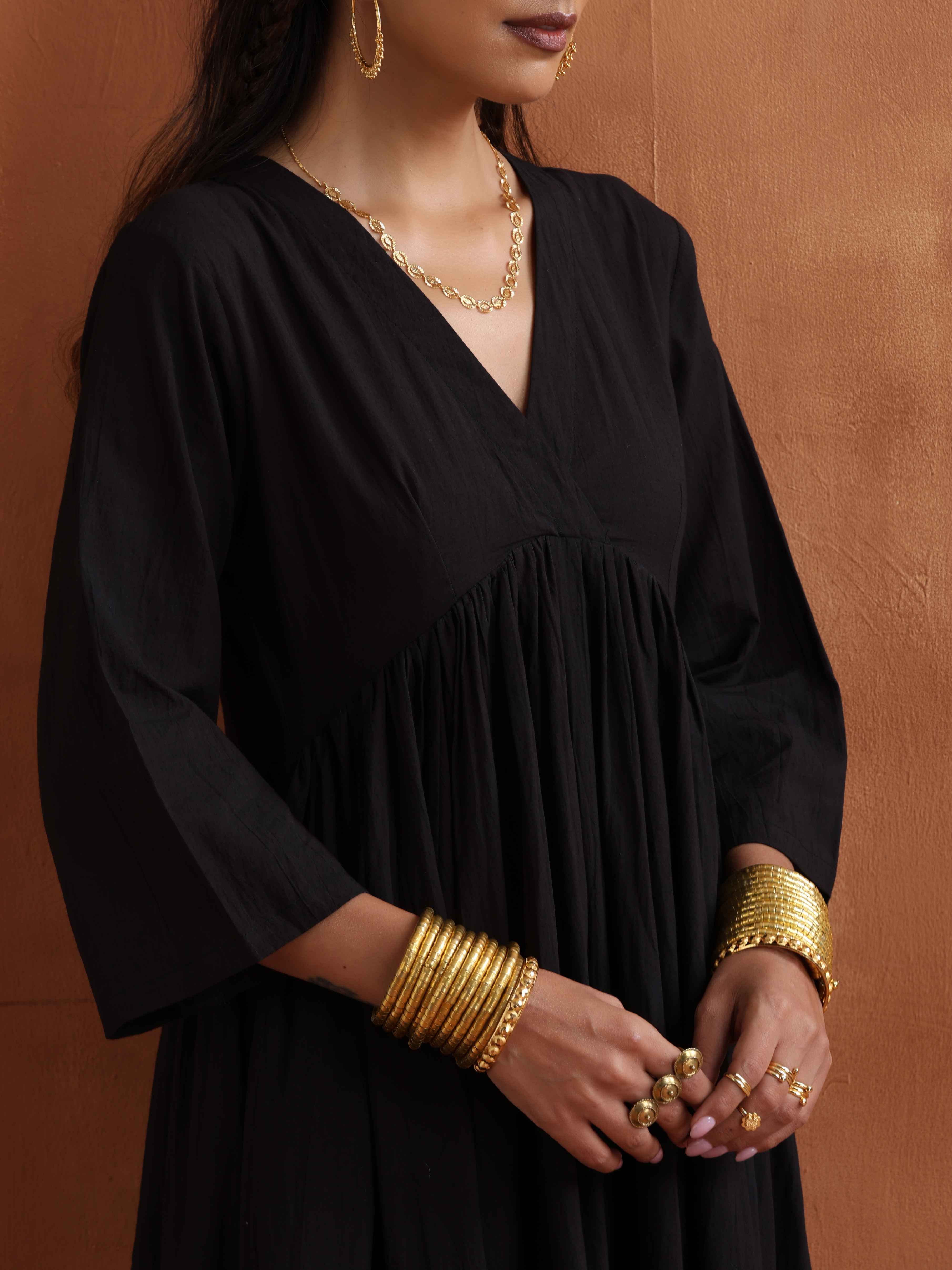 trueBrowns Black Metallic Flared Anarkali Kurta Set | Grocsy