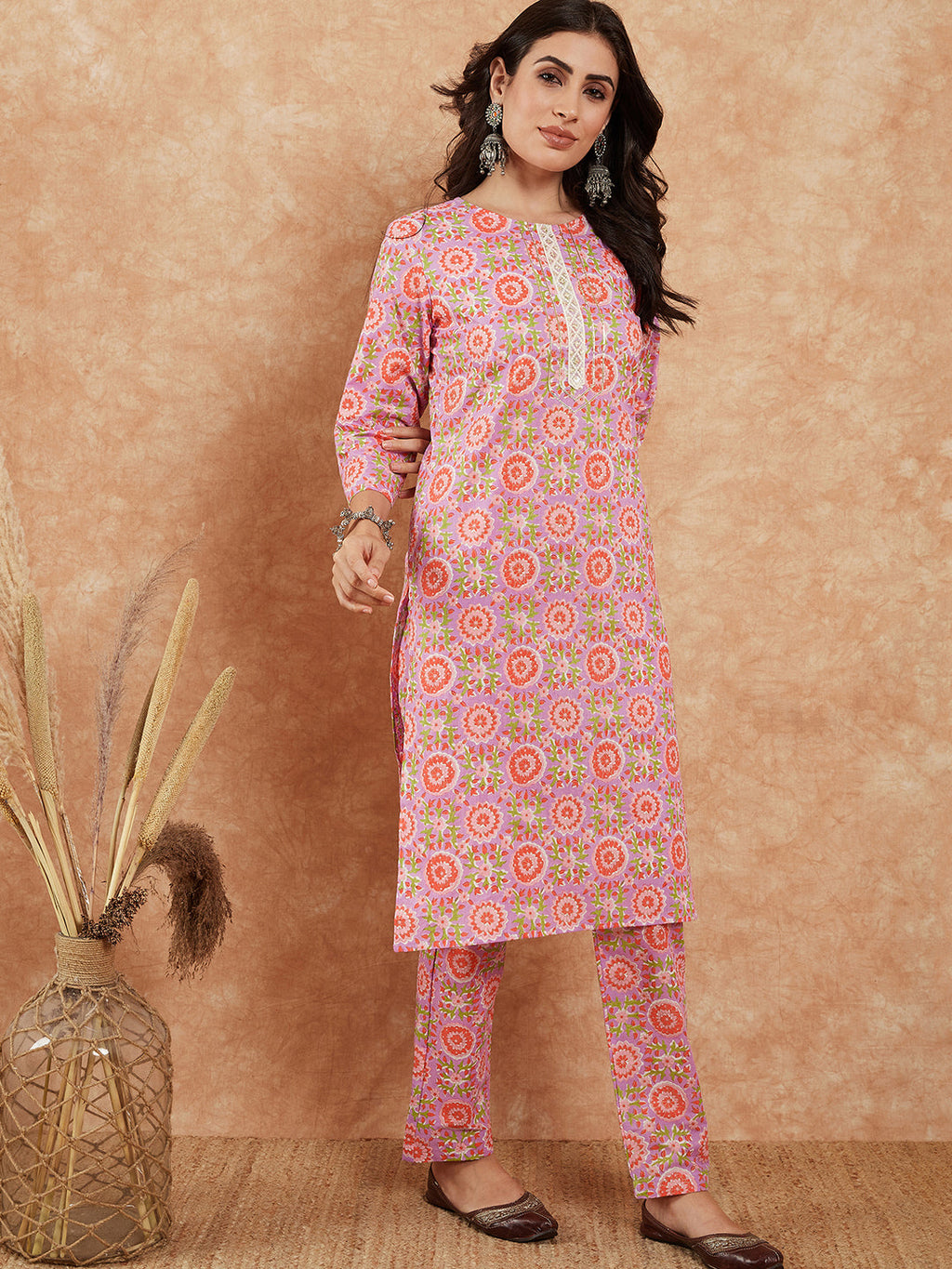 InWeave Women's Mauve Floral Jaal Gota Work Straight Kurta Pant Set | Grocsy