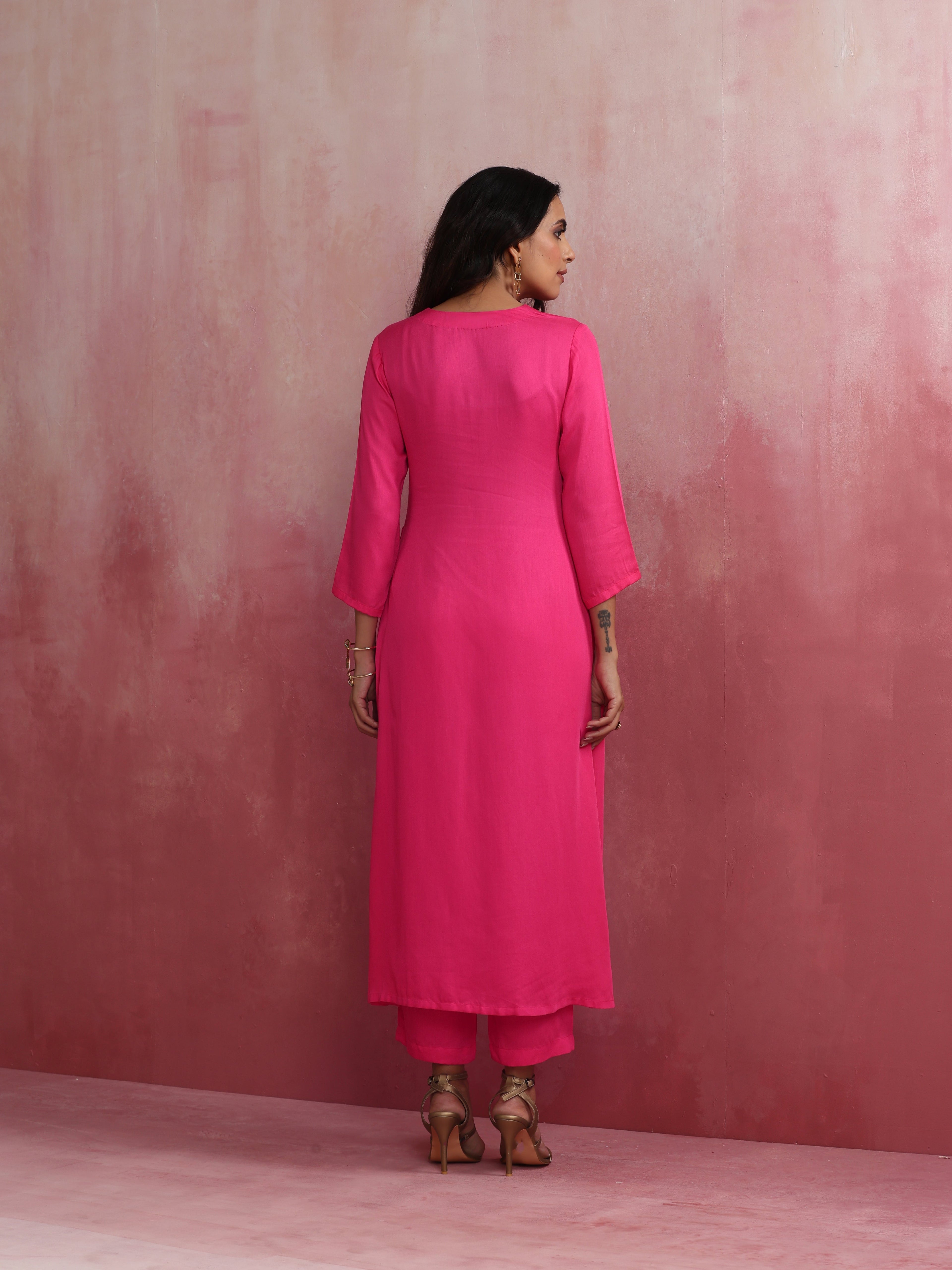 trueBrowns Pink Modal High Slit Kurta Set | Grocsy