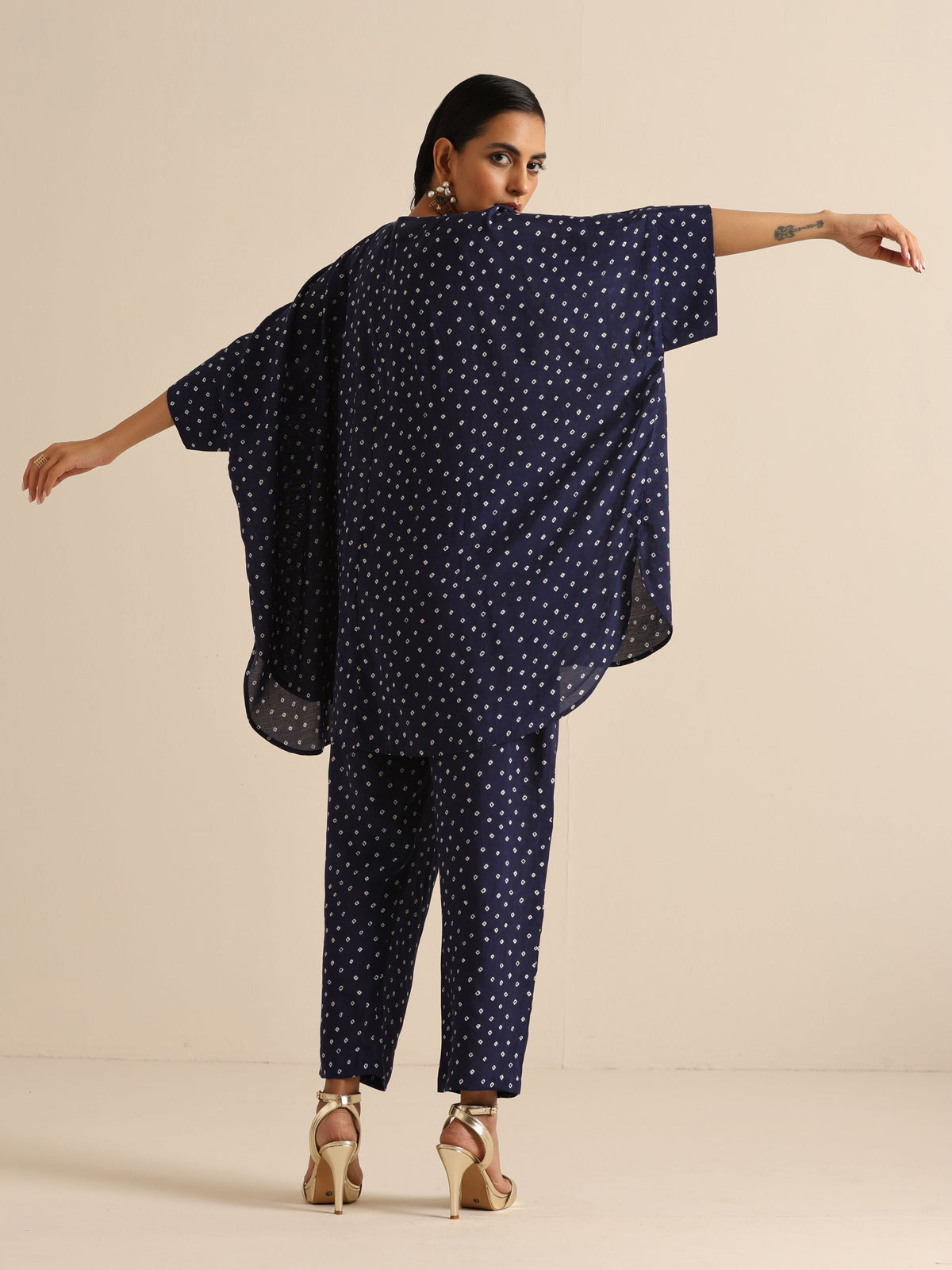 trueBrowns Blue Bandhani Silk Printed Boxy Fit Co-Ord Set | Grocsy