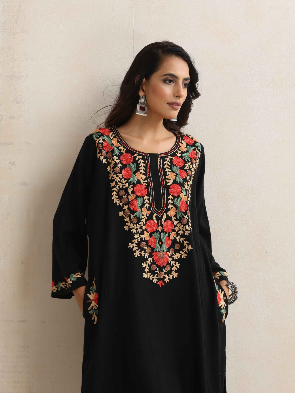 trueBrowns Black Kashmiri Embroidered Woollen Phiran Kurta | Grocsy