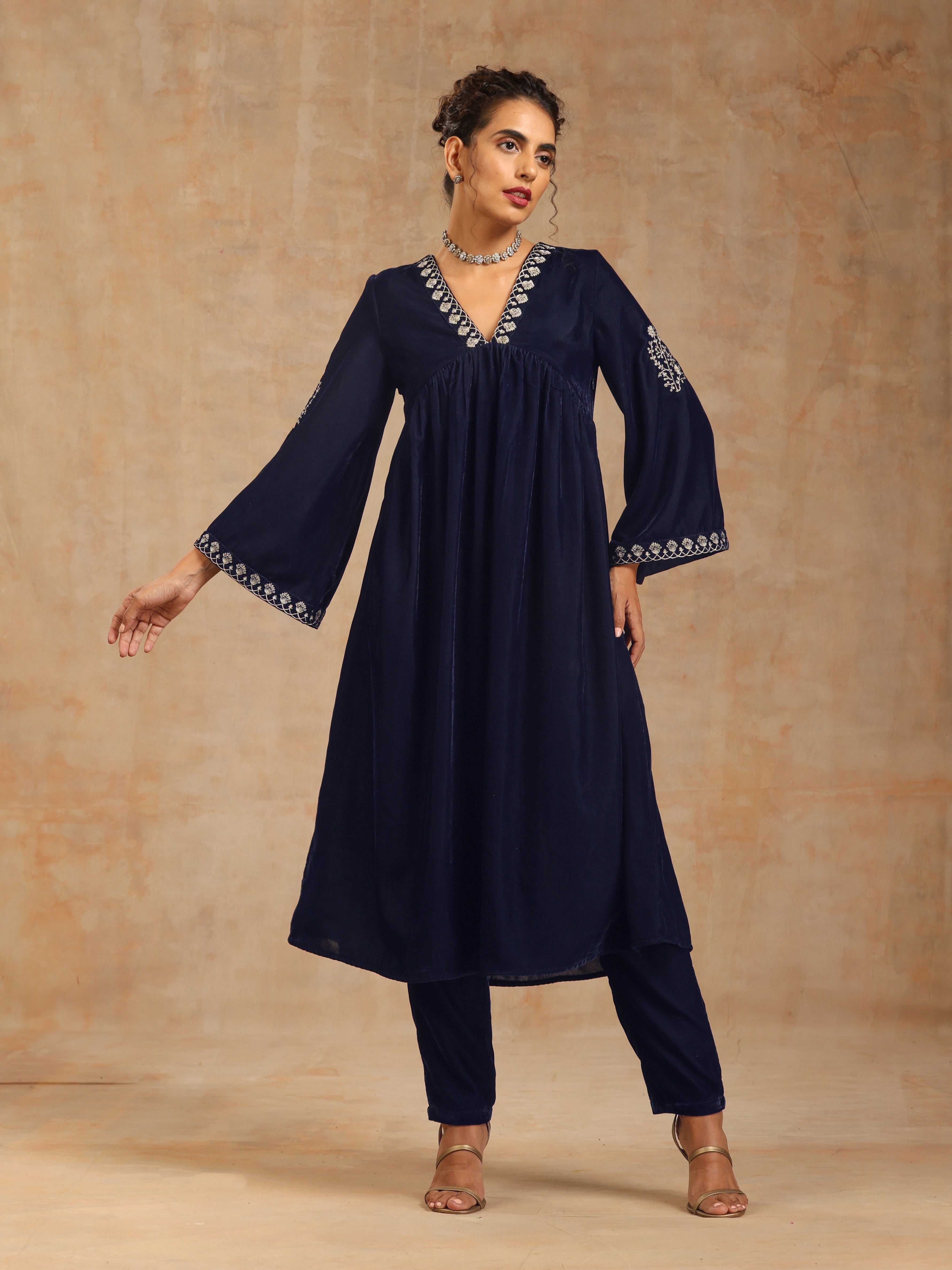trueBrowns Midnight Blue Velvet Pant | Grocsy