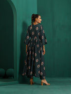 trueBrowns Deep Blue Floral Bunch Muslin Silk Printed V-Neck Waist Gathered Kurta Pant Set | Grocsy