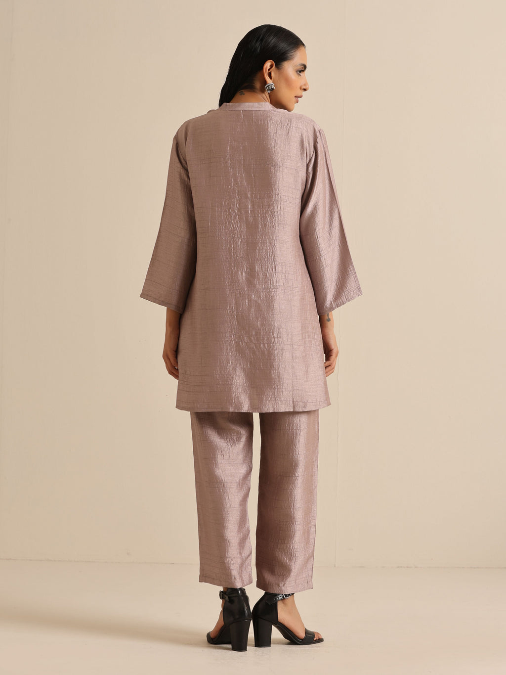 trueBrowns Grey Silk Texture Relaxed Co-Ord Set | Grocsy
