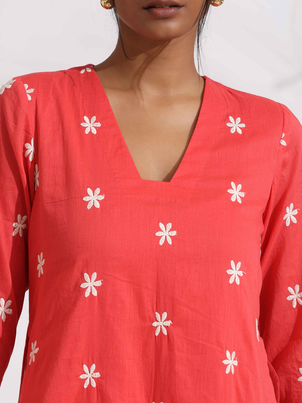 trueBrowns Orange Cotton Floral Embroidered Kurta Set | Grocsy