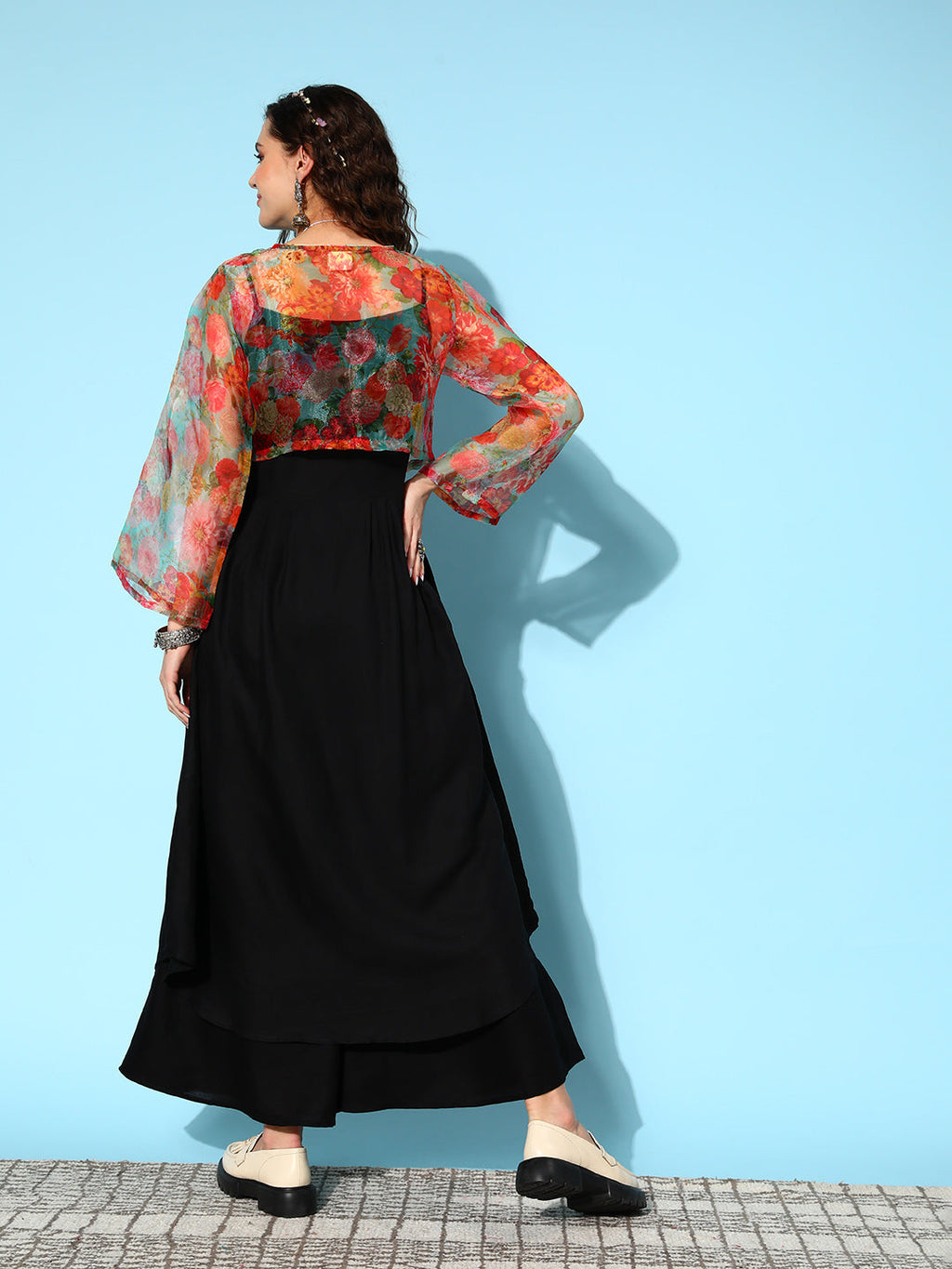 InWeave Women's Strappy Set In Black With Green Floral Short Or Cape | Grocsy