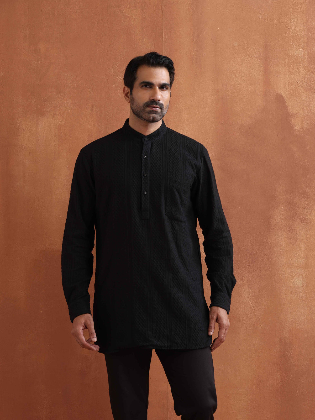 trueBrowns Men's Black Textured Cotton Dobby Short Kurta | Grocsy