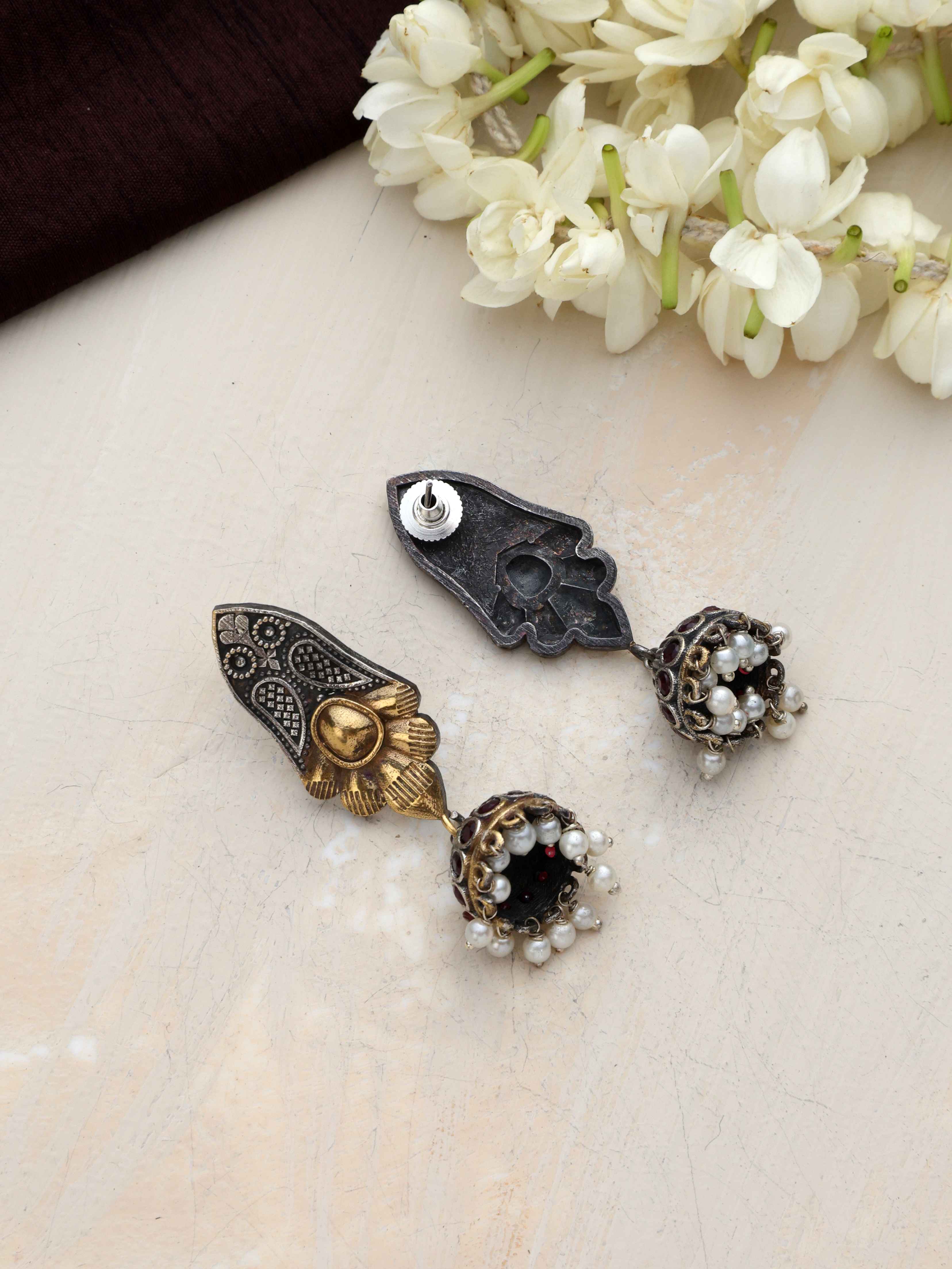 trueBrowns Silver Gold Tone Jhumka Earrings