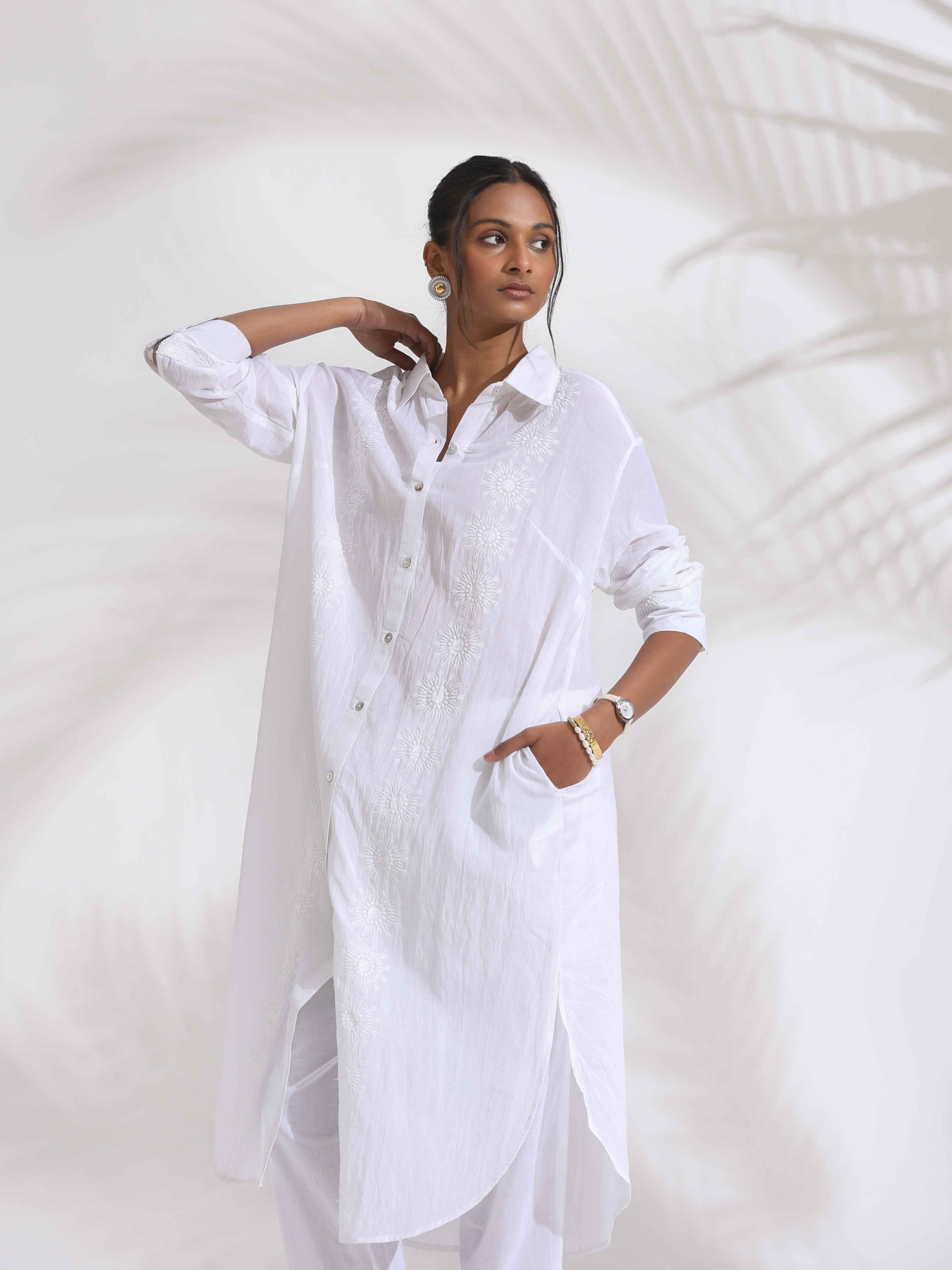 trueBrowns White Cotton Schiffli Shirt Kurta Set | Grocsy
