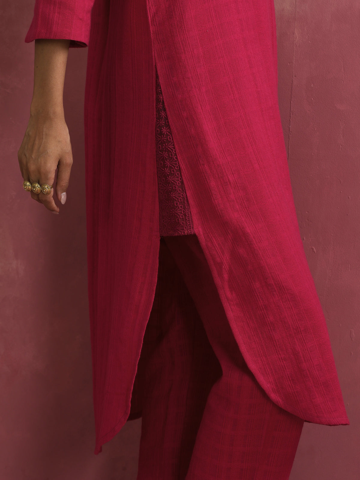trueBrowns Magenta Cotton Dobby Kurta Set | Grocsy