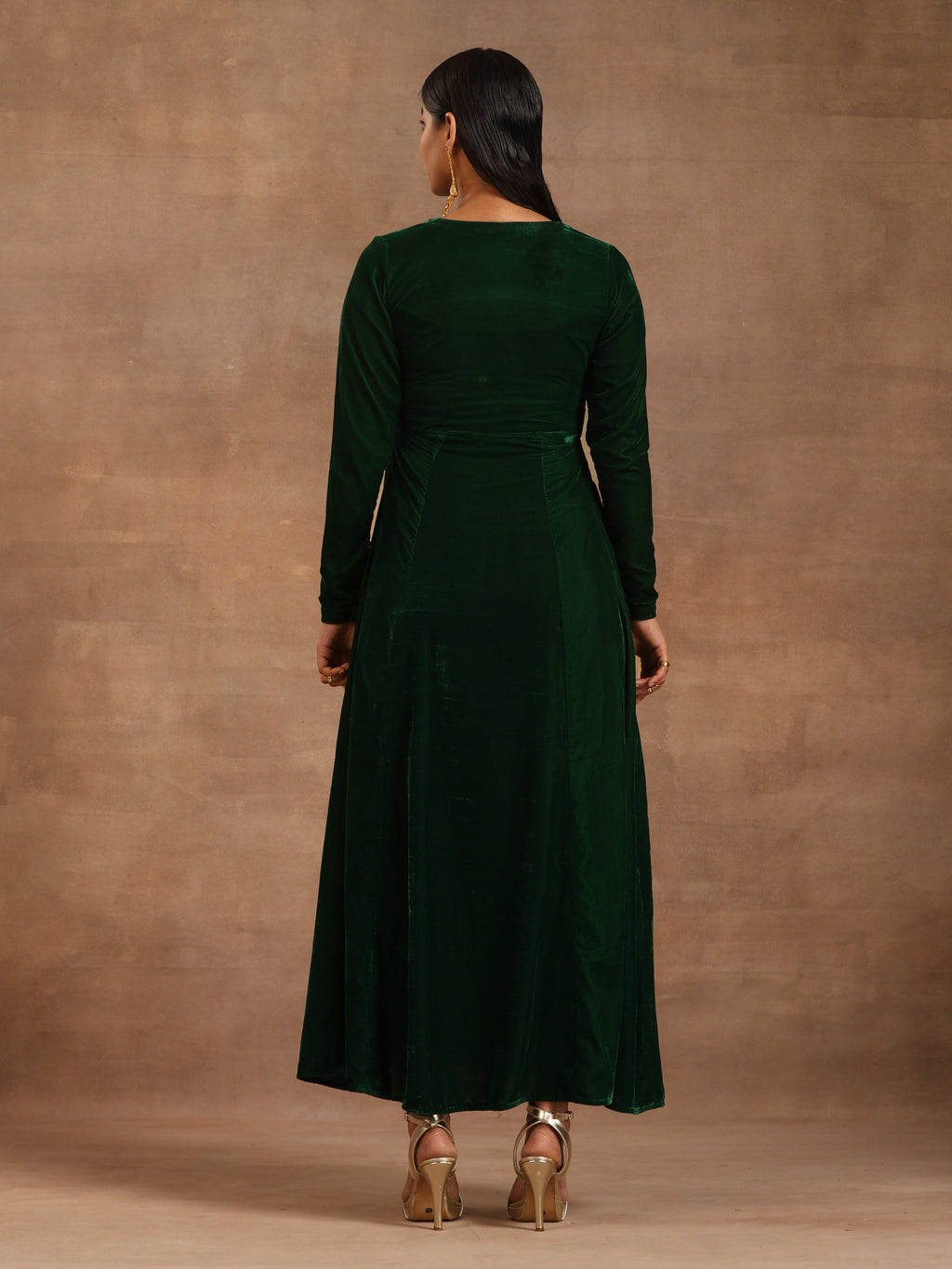 trueBrowns Green Velvet Dress | Grocsy