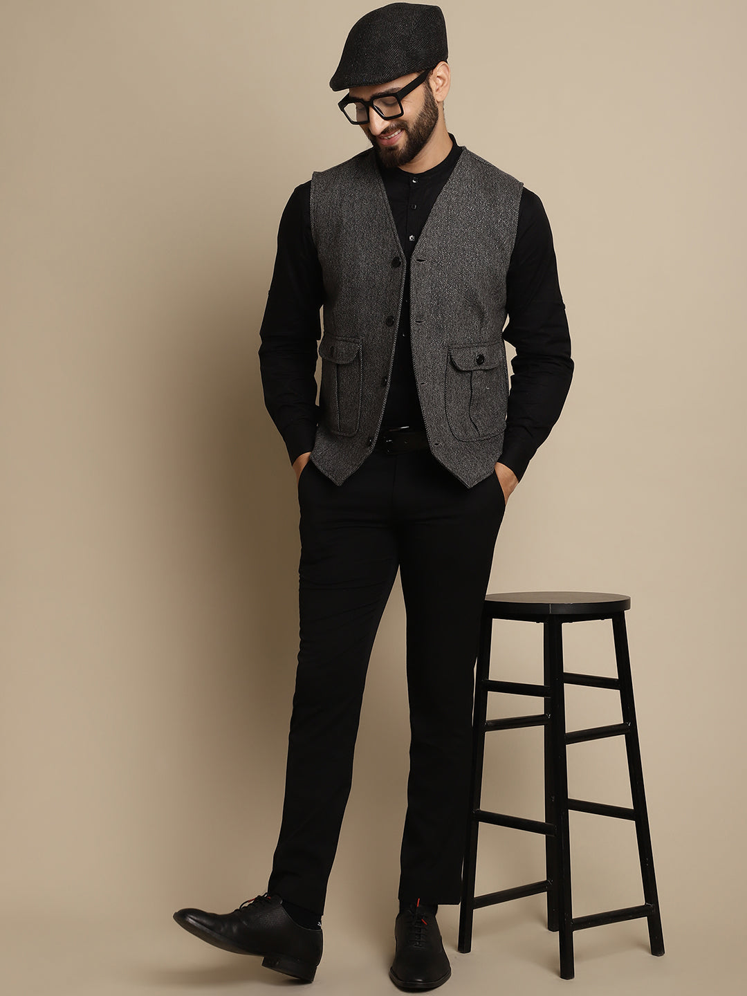Even Apparels Men's Grey Woolen Waistcoat With Patch Pocket | Grocsy