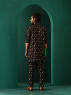 trueBrowns Men's Black Tonal Ikat Muslin Silk Printed Co-ord Set | Grocsy