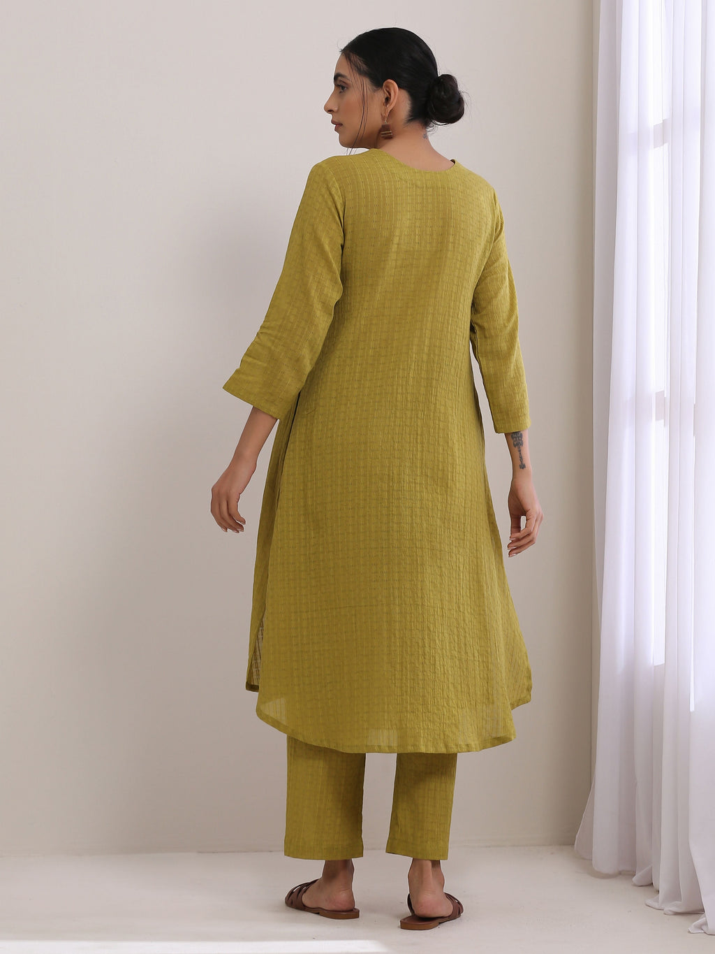 trueBrowns Avacado Green Dobby Flared Slit Kurta Pant Set | Grocsy