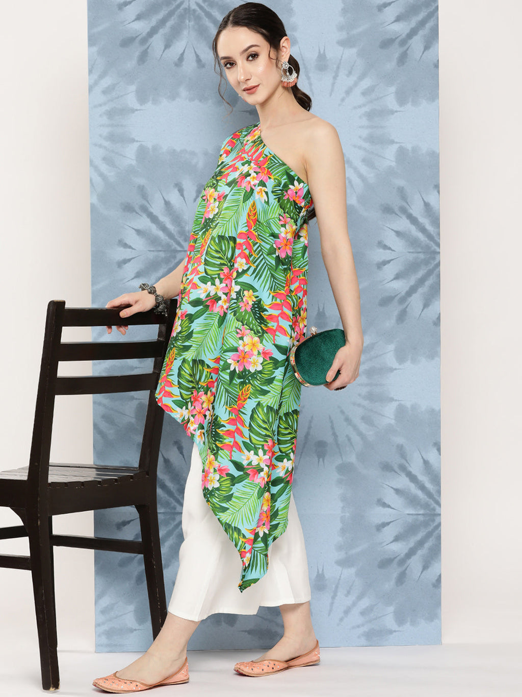 InWeave Women's Mint Green Leaf Japanese Art Oneshoulder Top | Grocsy