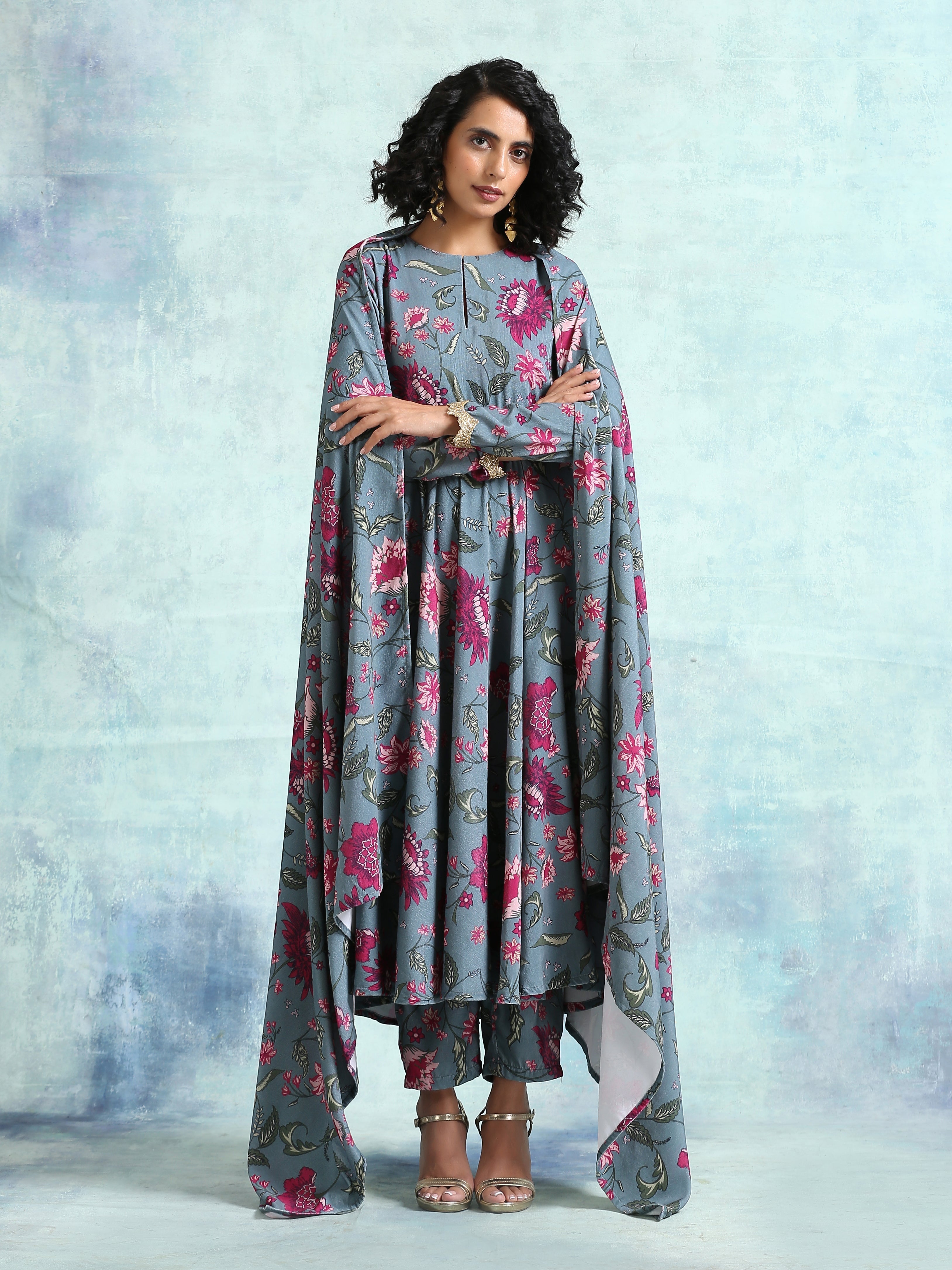 trueBrowns Grey Printed Velvet Shawl | Grocsy