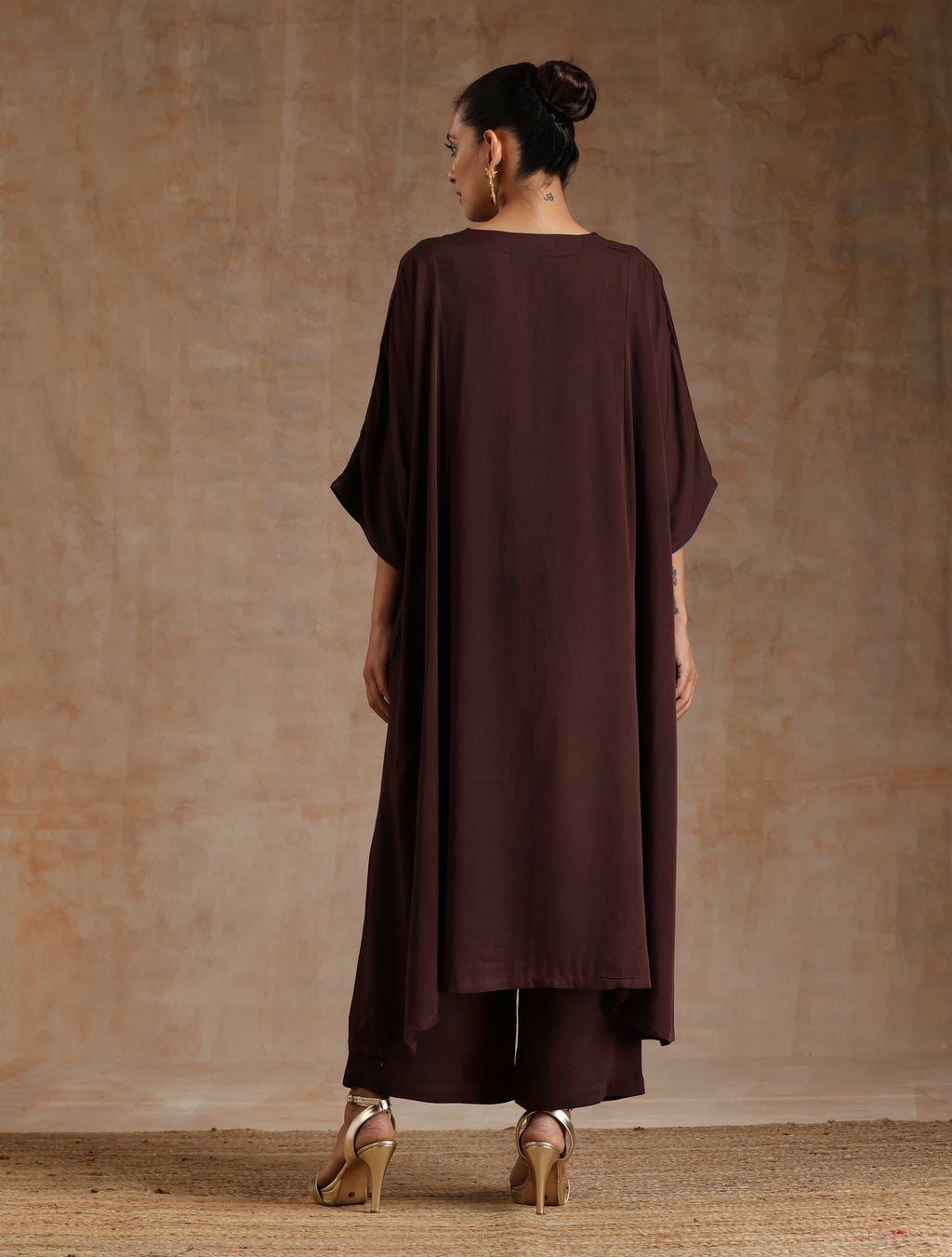 trueBrowns Cola Brown Modal Satin Oversized Kurta Set | Grocsy