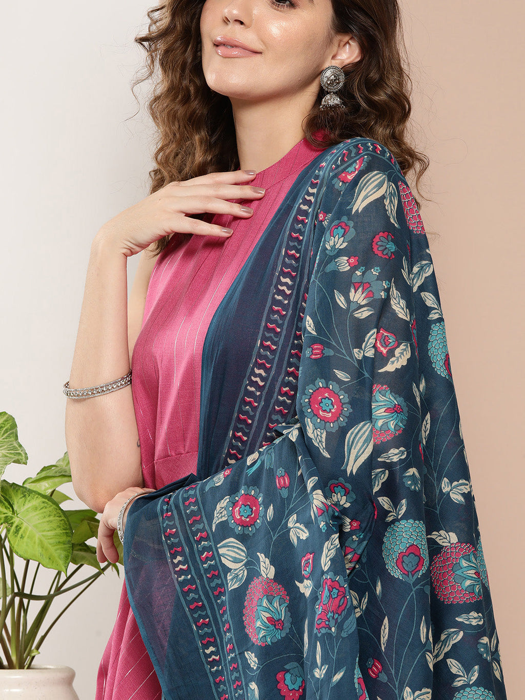 InWeave Women's Fuchsia Lurex Boho Kurta Set With Blue Printed Cotton Dupatta | Grocsy