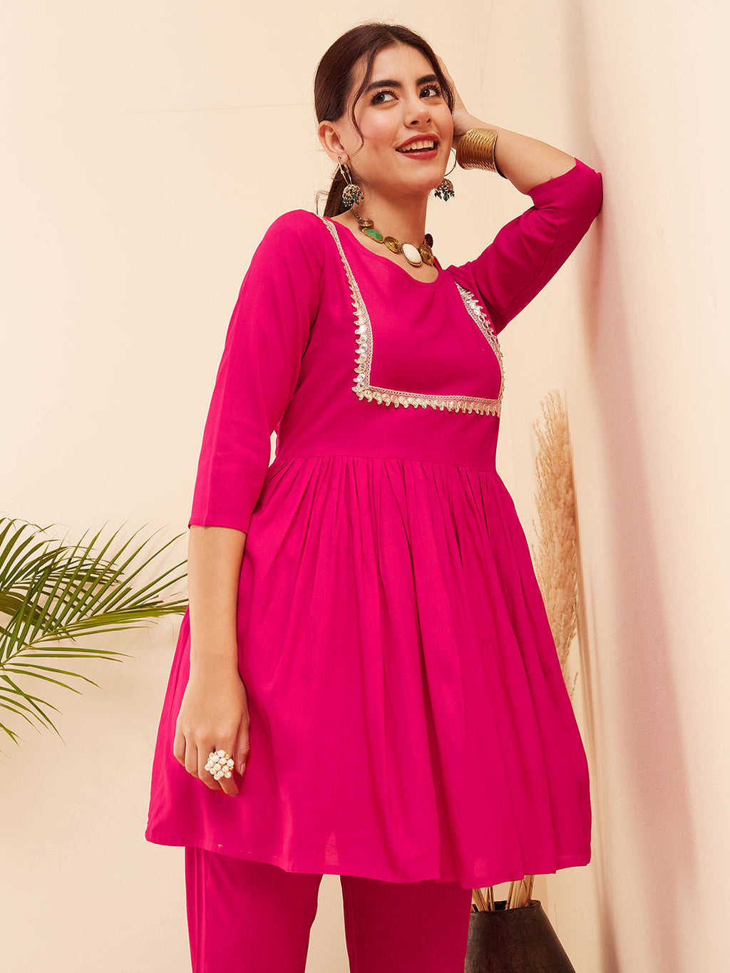 InWeave Women's Fuchsia Round Neck Square Gota Work Kurta Pant Set | Grocsy